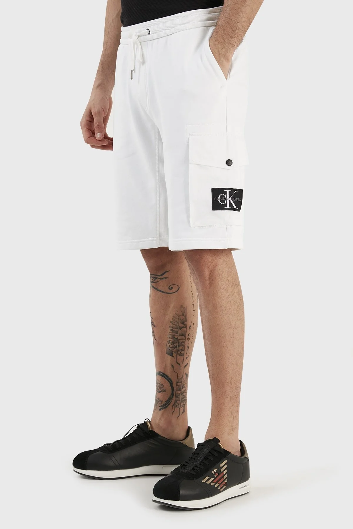 Calvin Klein % 100 Pamuk Slim Fit Diz Boyu J30J323140YAF Erkek Short J30J323140 YAF BEYAZ - 3