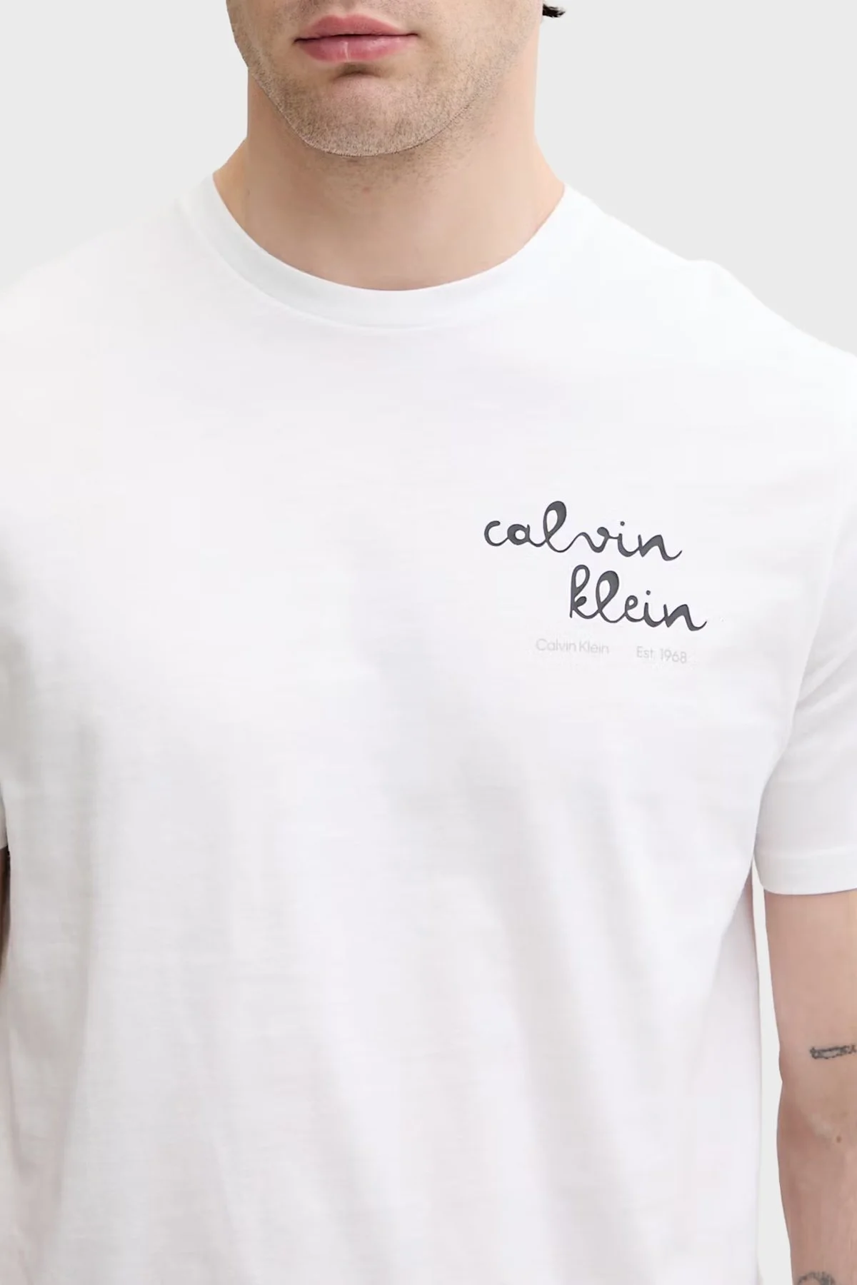 Calvin Klein % 100 Pamuk Slim Fit Logolu Bisiklet Yaka Erkek T Shirt LV04RG837G YAF BEYAZ - 4