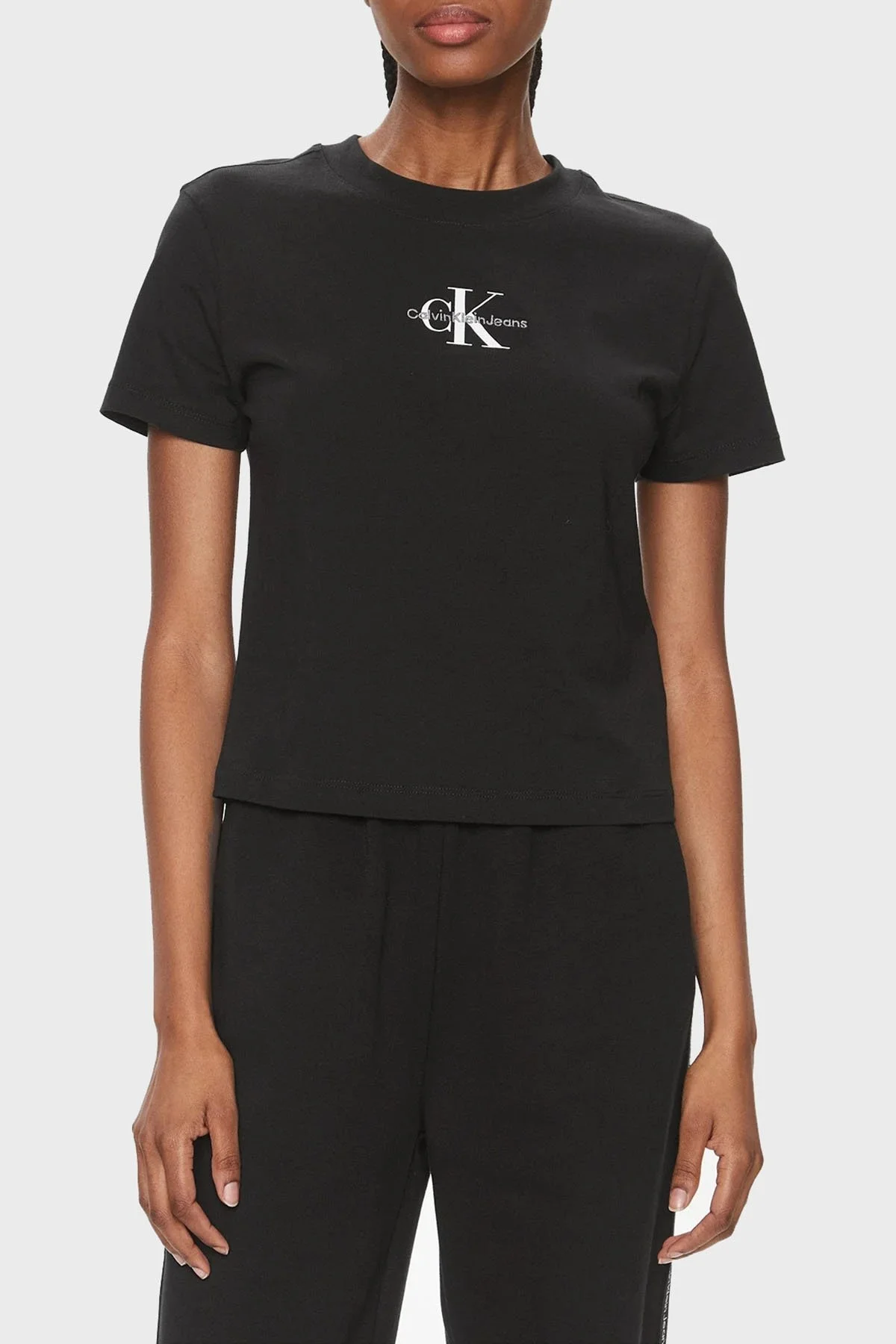 Calvin Klein % 100 Pamuk Slim Fit Logolu Crop J20J223113BEH Bayan T Shirt J20J223113 BEH SİYAH - 1