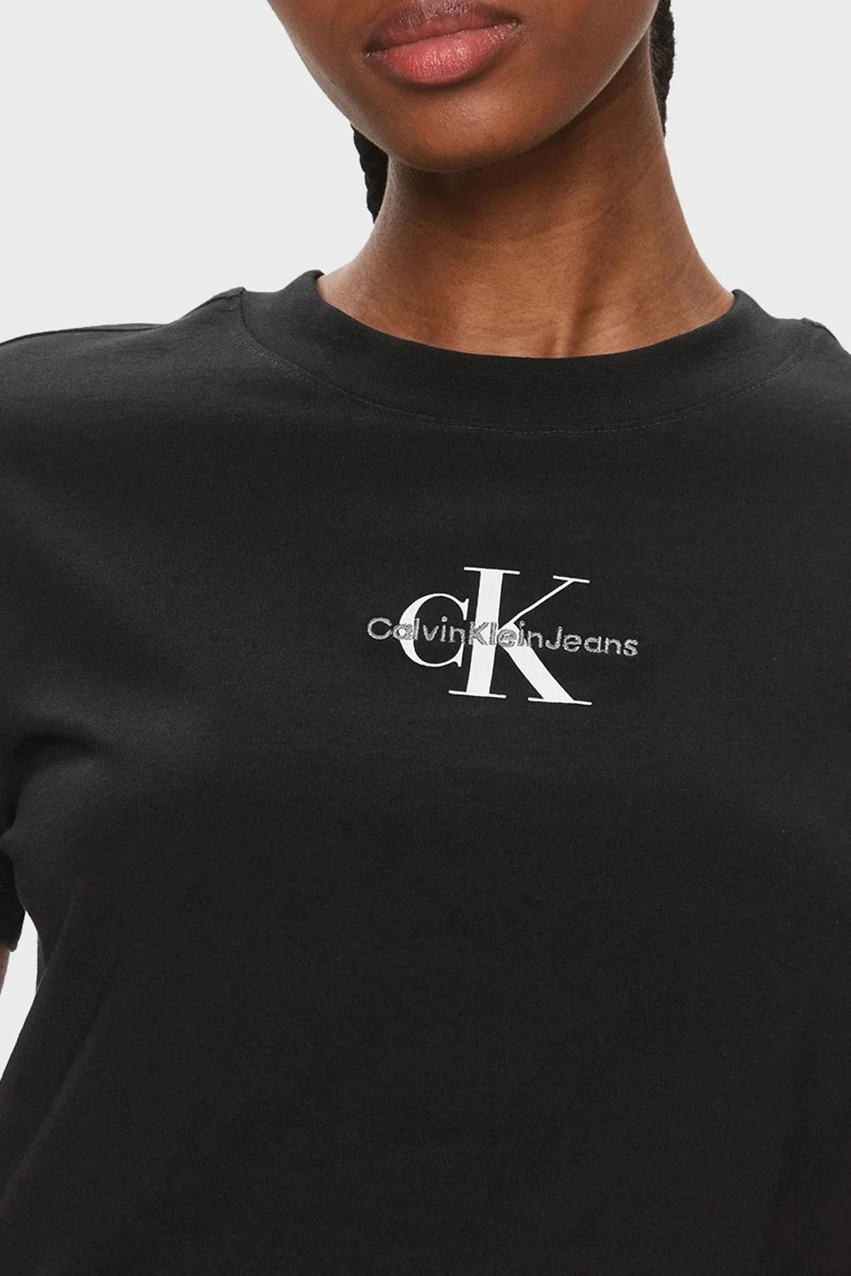 Calvin Klein % 100 Pamuk Slim Fit Logolu Crop J20J223113BEH Bayan T Shirt J20J223113 BEH SİYAH - 4