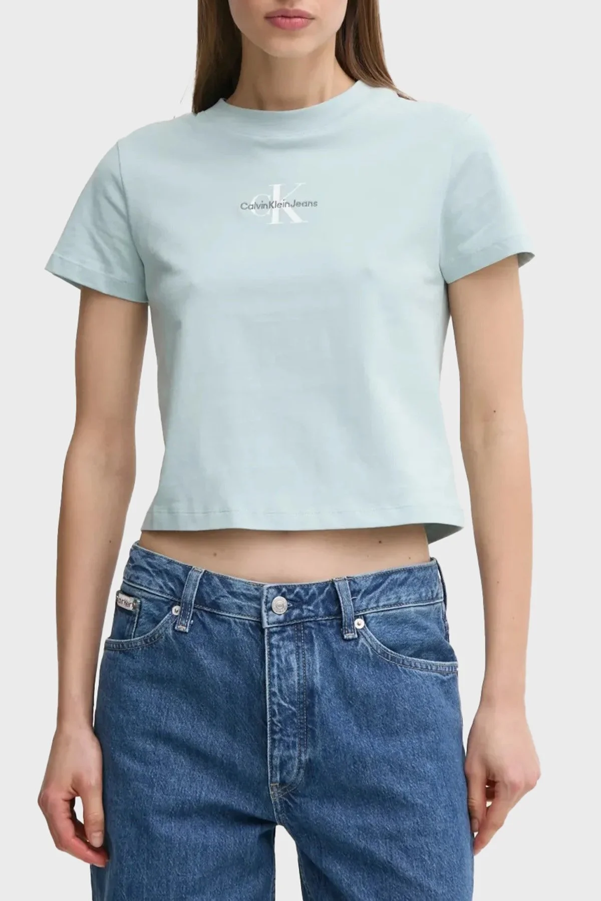 Calvin Klein % 100 Pamuk Slim Fit Logolu Crop J20J223113CDV Bayan T Shirt J20J223113 CDV AÇIK MAVİ - 1