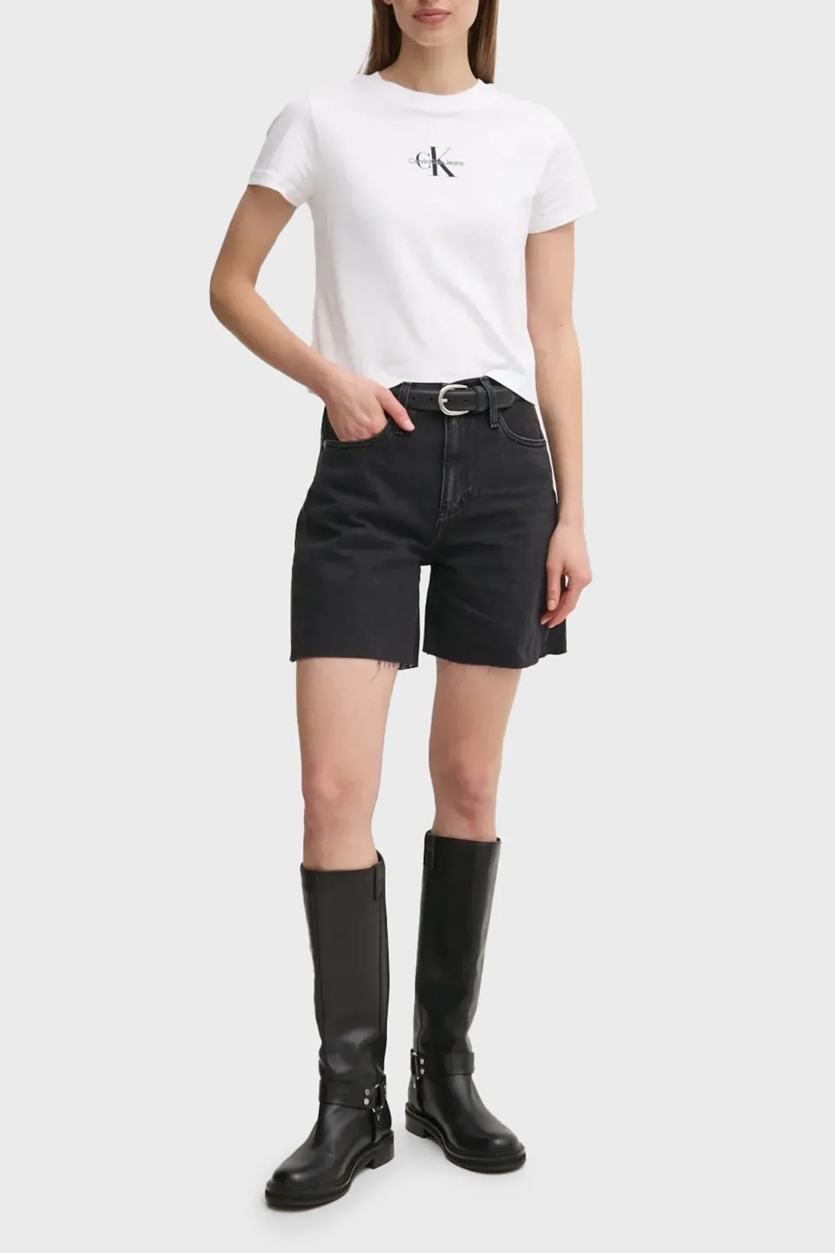 Calvin Klein % 100 Pamuk Slim Fit Logolu Crop J20J223113YAA Bayan T Shirt J20J223113 YAA BEYAZ - 3