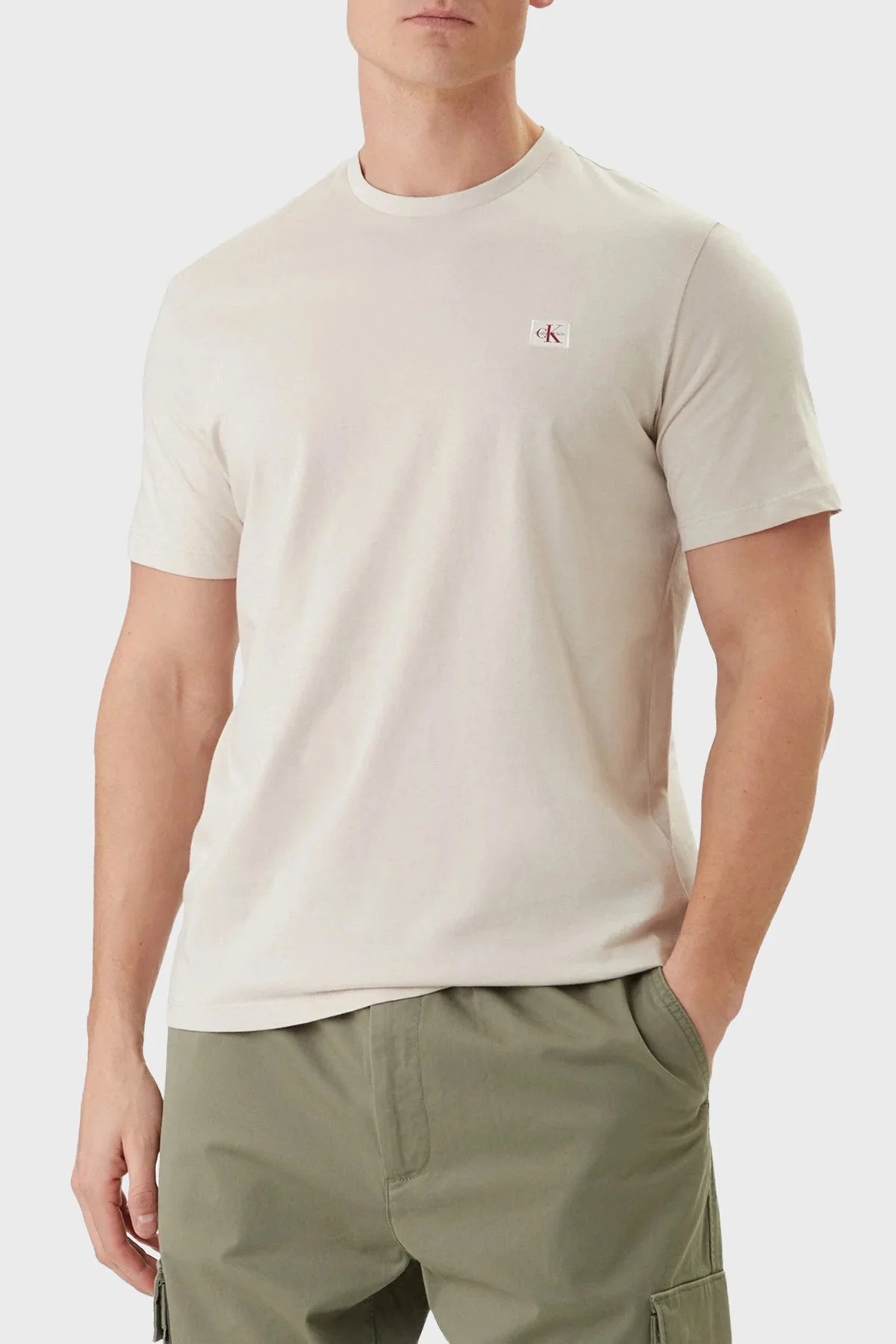 Calvin Klein % 100 Pamuklu Regular Fit Logolu Bisiklet Yaka Erkek T Shirt LV04RC272G 2JX BEJ - 1