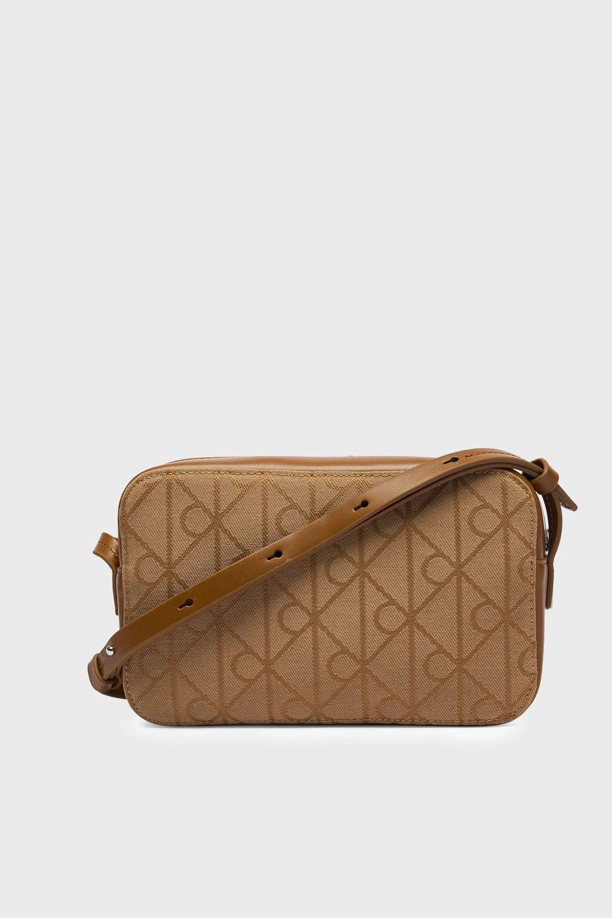 Calvin Klein 4G Logolu Ayarlanabilir Askılı LV04F3533G8DZ Kadın Çanta LV04F3533G 8DZ CAMEL - 3