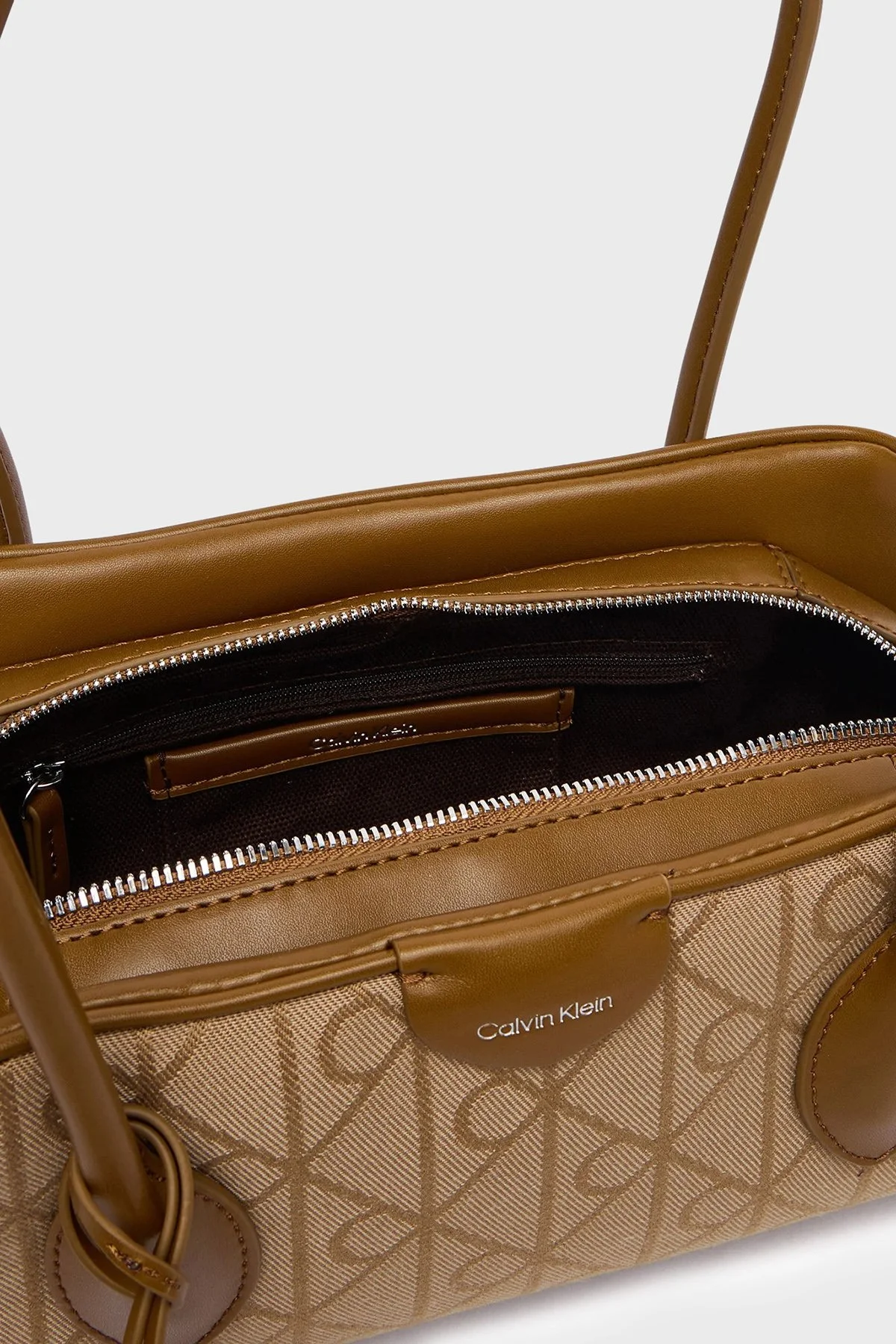 Calvin Klein 4G Logolu Omuz Askılı LV04F3744G8DZ Kadın Çanta LV04F3744G 8DZ CAMEL - 5
