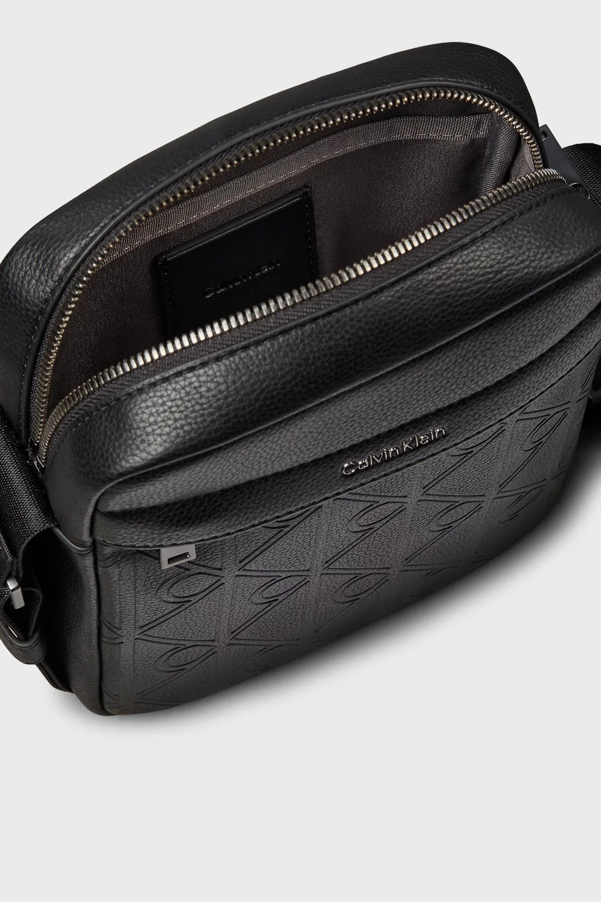 Calvin Klein Ayarlanabilir Askılı LV04D3562GUB1 Erkek Çanta LV04D3562G UB1 Siyah - 3