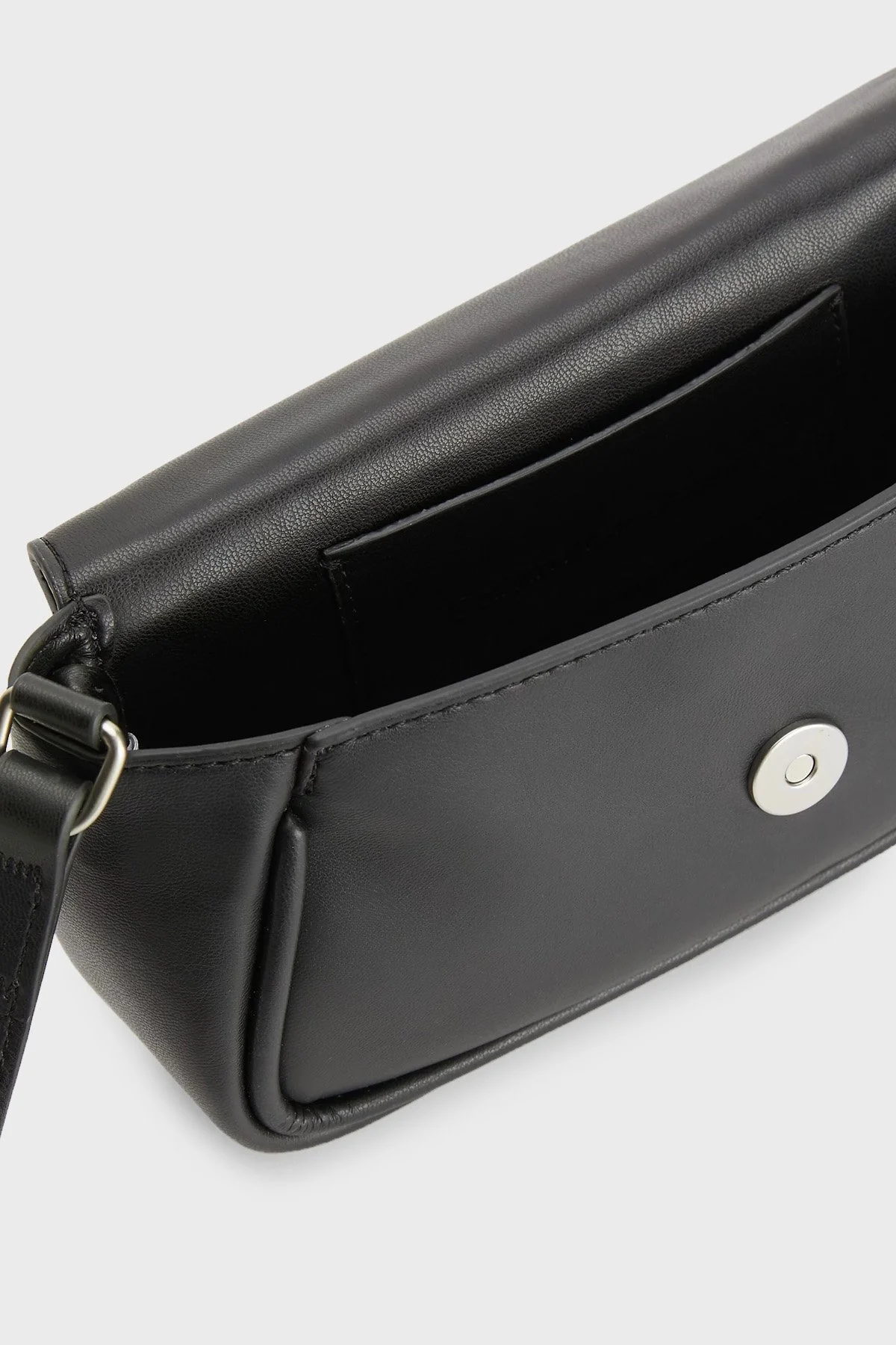 Calvin Klein Ayarlanabilir Omuz Askılı Bayan Çanta K60K609793 BDS SİYAH - 4