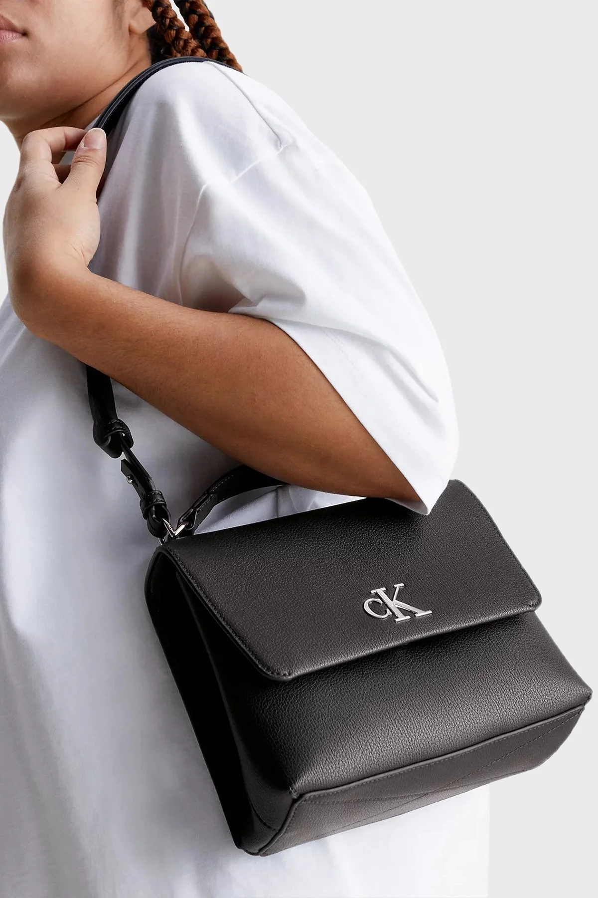 Calvin Klein Ayarlanabilir Omuz Askılı K60K610684BDS Bayan Çanta K60K610684 BDS SİYAH - 3