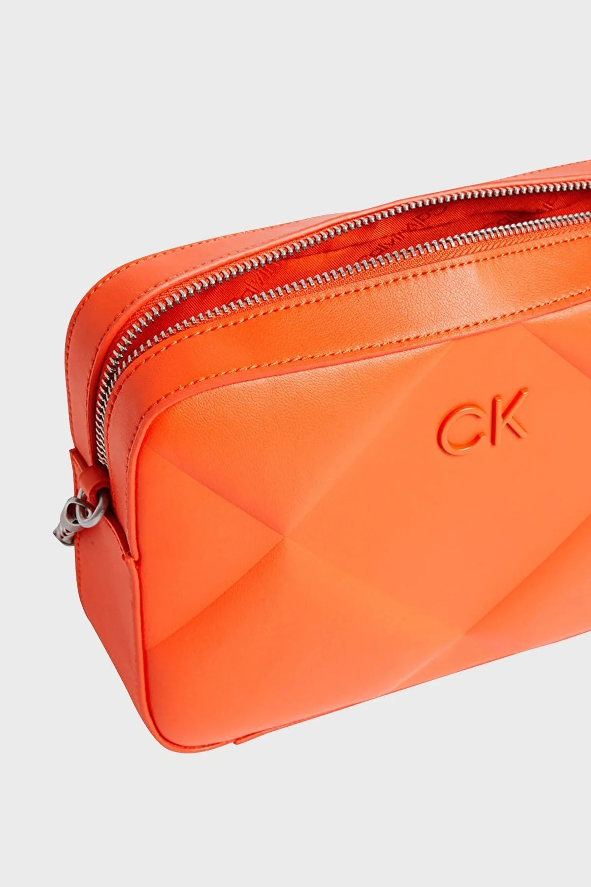 Calvin Klein Ayarlanabilir Omuz Askılı K60K610767SA3 Bayan Çanta K60K610767 SA3 TURUNCU - 3