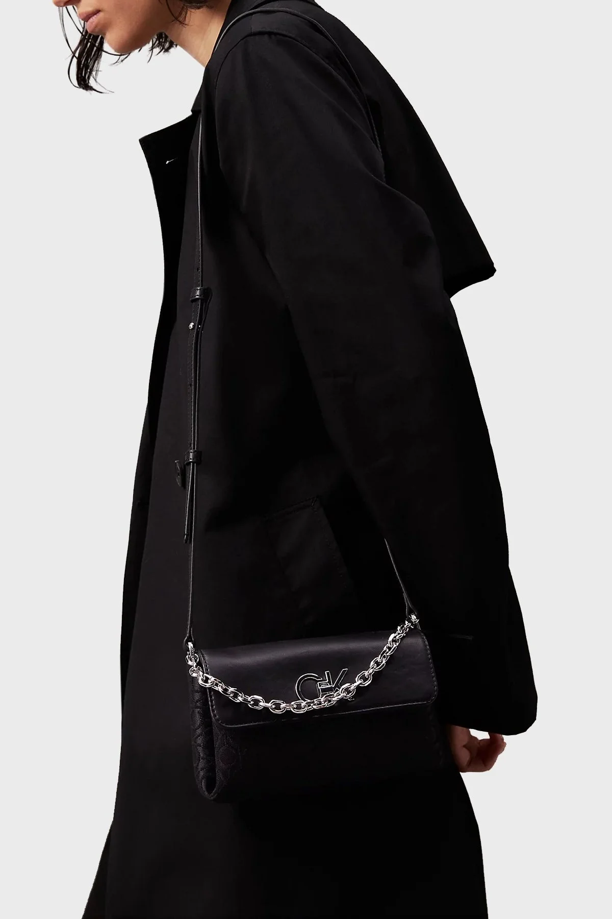 Calvin Klein Ayarlanabilir Omuz Askılı K60K6126420GK Bayan Çanta K60K612642 0GK SİYAH - 2