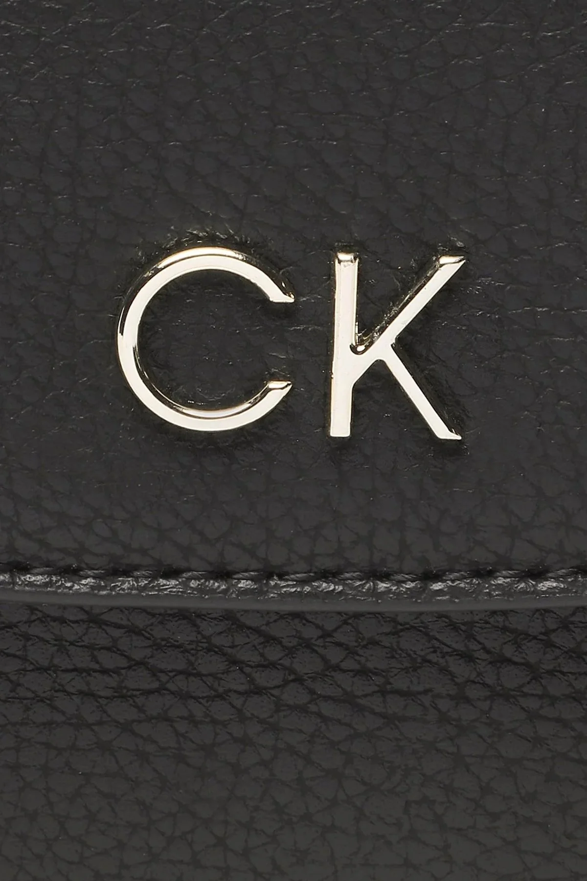 Calvin Klein Ayarlanabilir Omuz Askılı Mini Bayan Çanta K60K610197 BAX SİYAH - 5