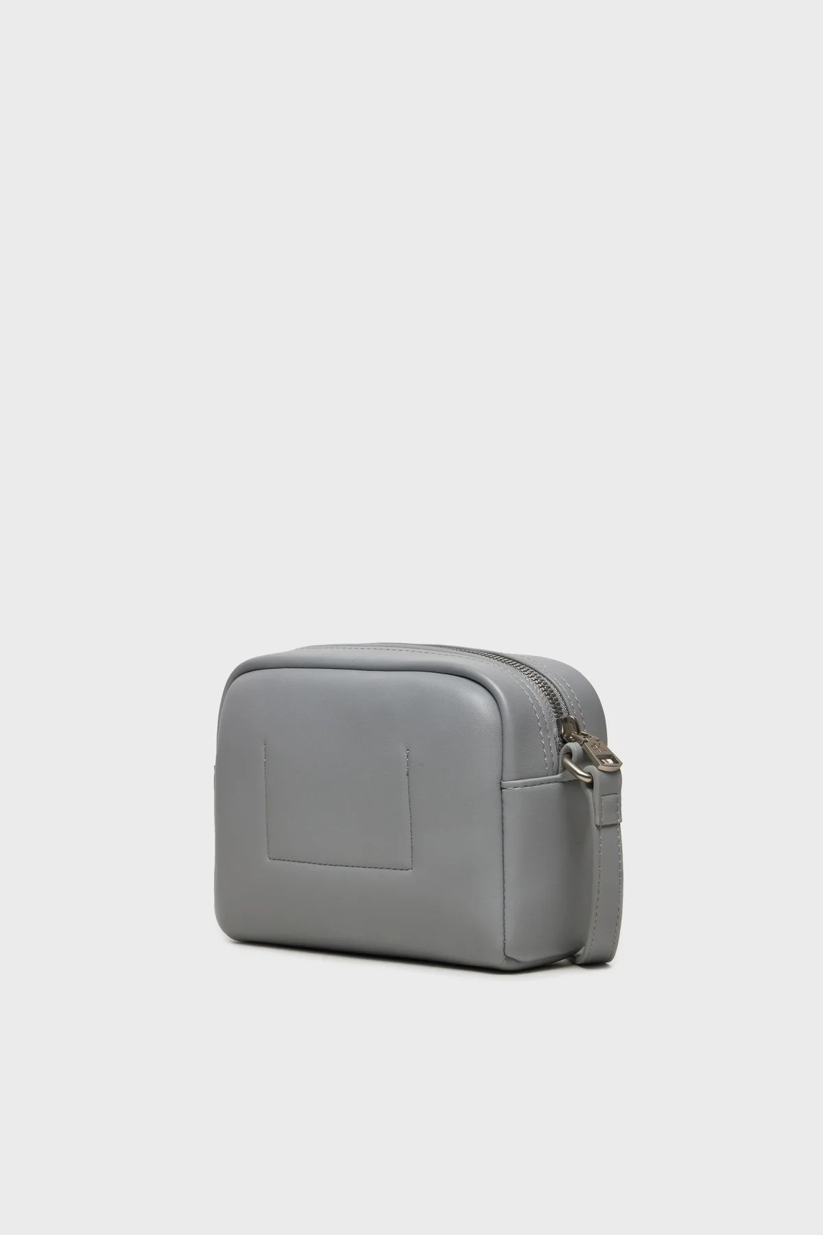 Calvin Klein Ayarlanabilir Uzatma Askılı K60K612220CI1 Bayan Çanta K60K612220 CI1 GRİ - 3