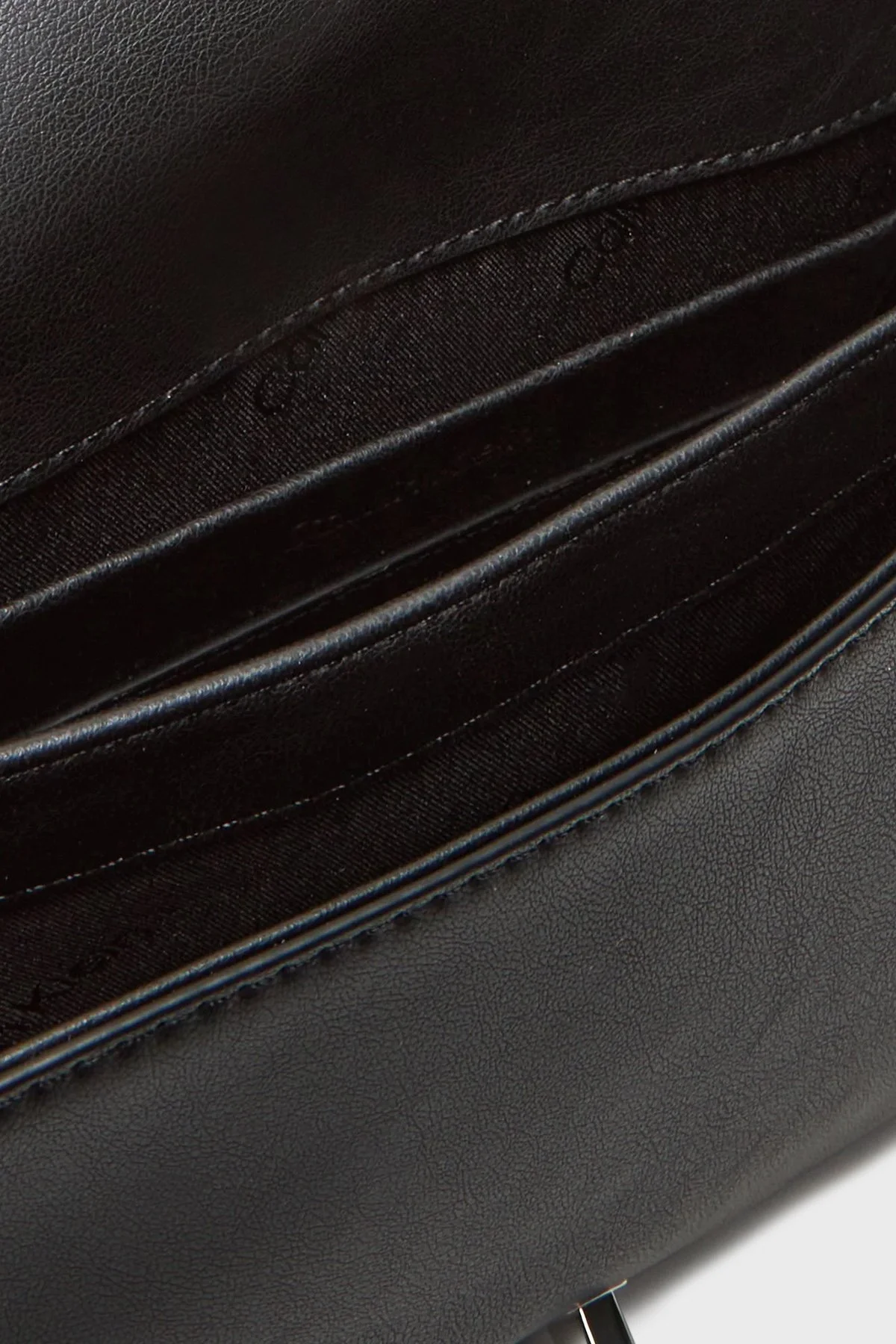 Calvin Klein Ayarlanabilir Zincir Askılı LV04F3104GUB1 Bayan Çanta LV04F3104G UB1 SİYAH - 5