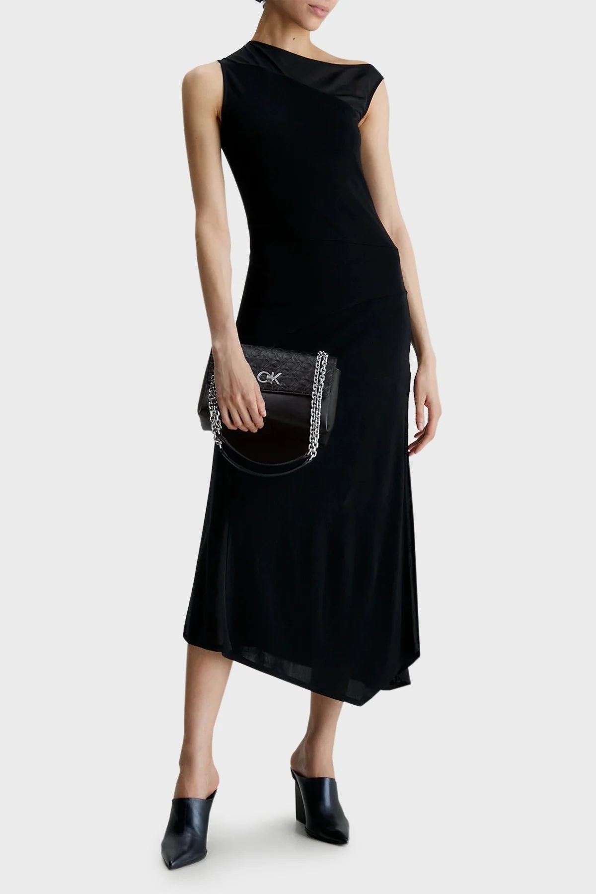 Calvin Klein Ayarlanabilir Zincir Omuz Askılı Logolu Suni Deri K60K611533BAX Bayan Çanta K60K611533 BAX SİYAH - 2