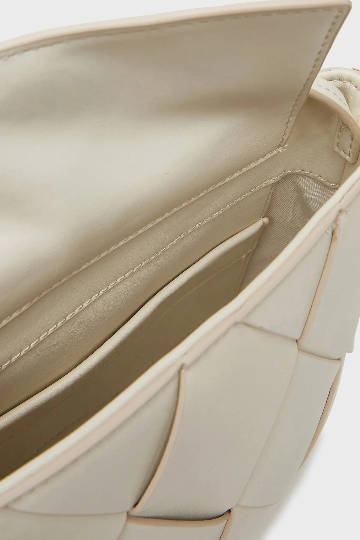 Calvin Klein Baklava Desenli Ayarlanabilir Askılı K60K61299167U Bayan Çanta K60K612991 67U BEYAZ - 9