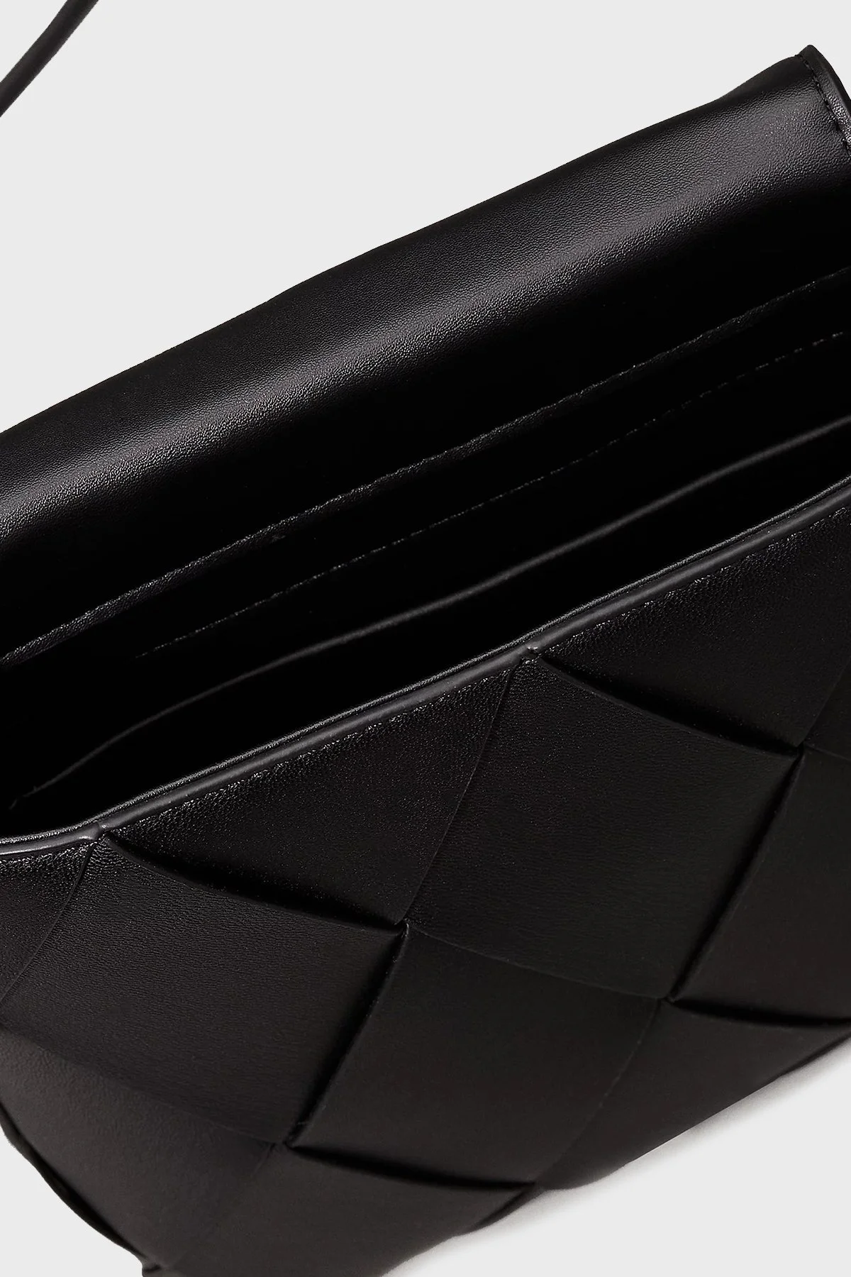 Calvin Klein Baklava Desenli Ayarlanabilir Askılı K60K612991BEH Bayan Çanta K60K612991 BEH SİYAH - 11