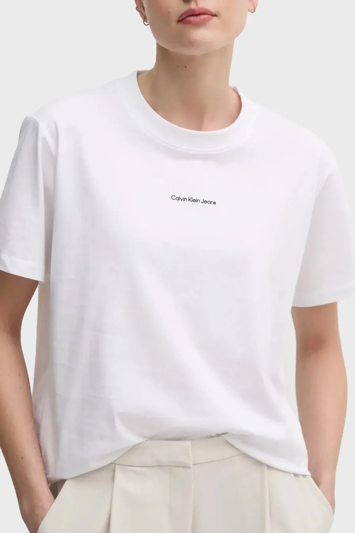 Calvin Klein Baskılı % 100 Pamuk Comfort Fit Bisiklet Yaka J20J225261YAA Bayan T Shirt J20J225261 YAA BEYAZ - 8