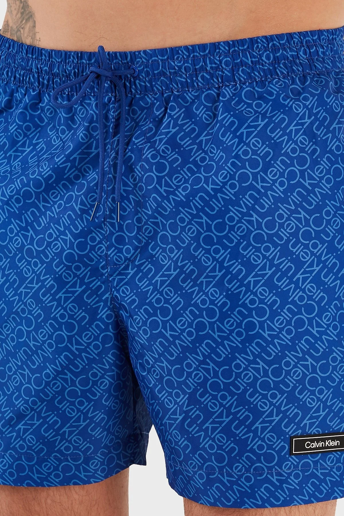 Calvin Klein Baskılı Deniz Şortu Belden Bağlamalı KM0KM008130G1 Erkek Mayo Short KM0KM00813 0G1 MAVİ - 6