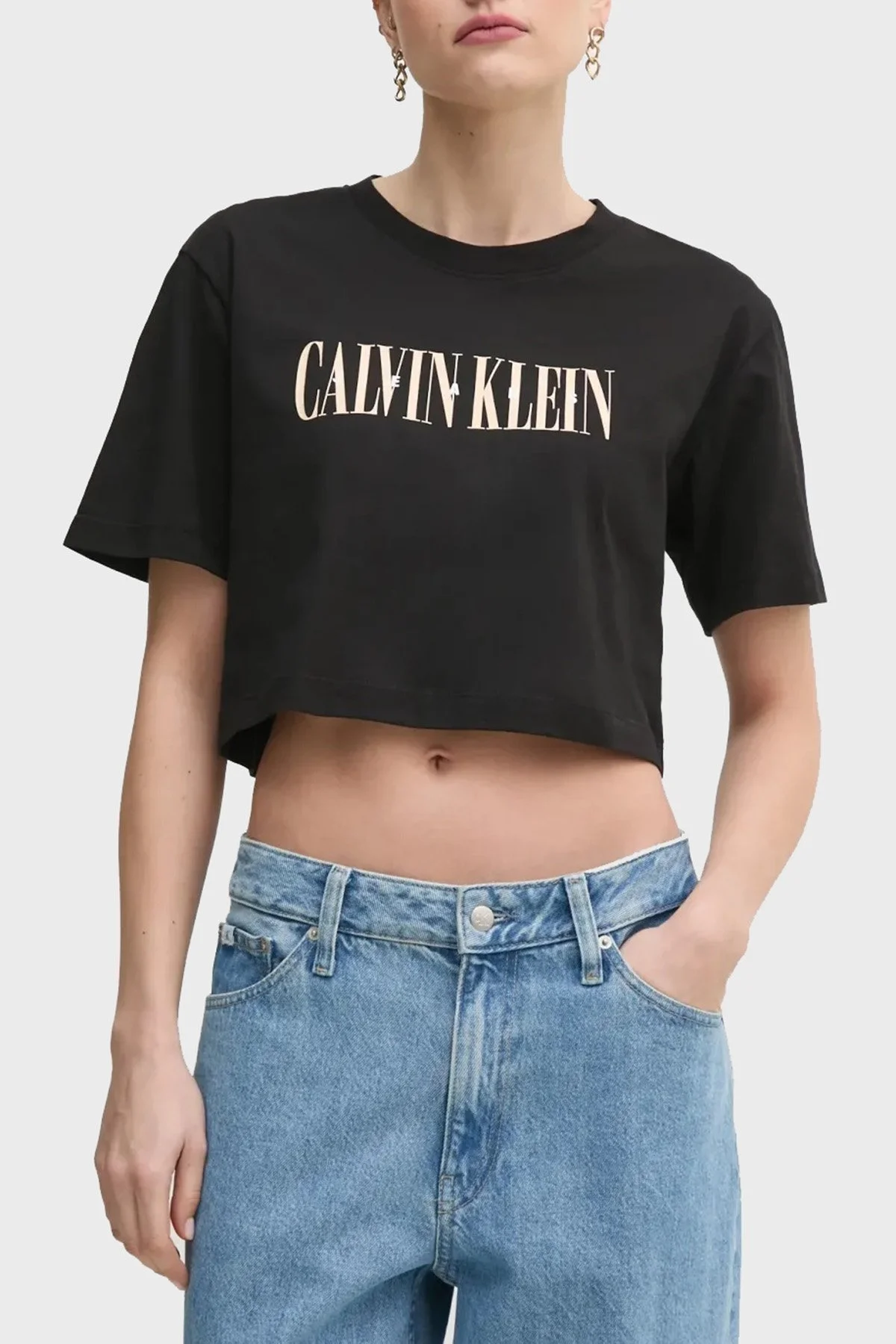 Calvin Klein Baskılı Pamuklu Oversize Fit Yuvarlak Yaka Crop J20J225578BEH Bayan T Shirt J20J225578 BEH SİYAH - 6