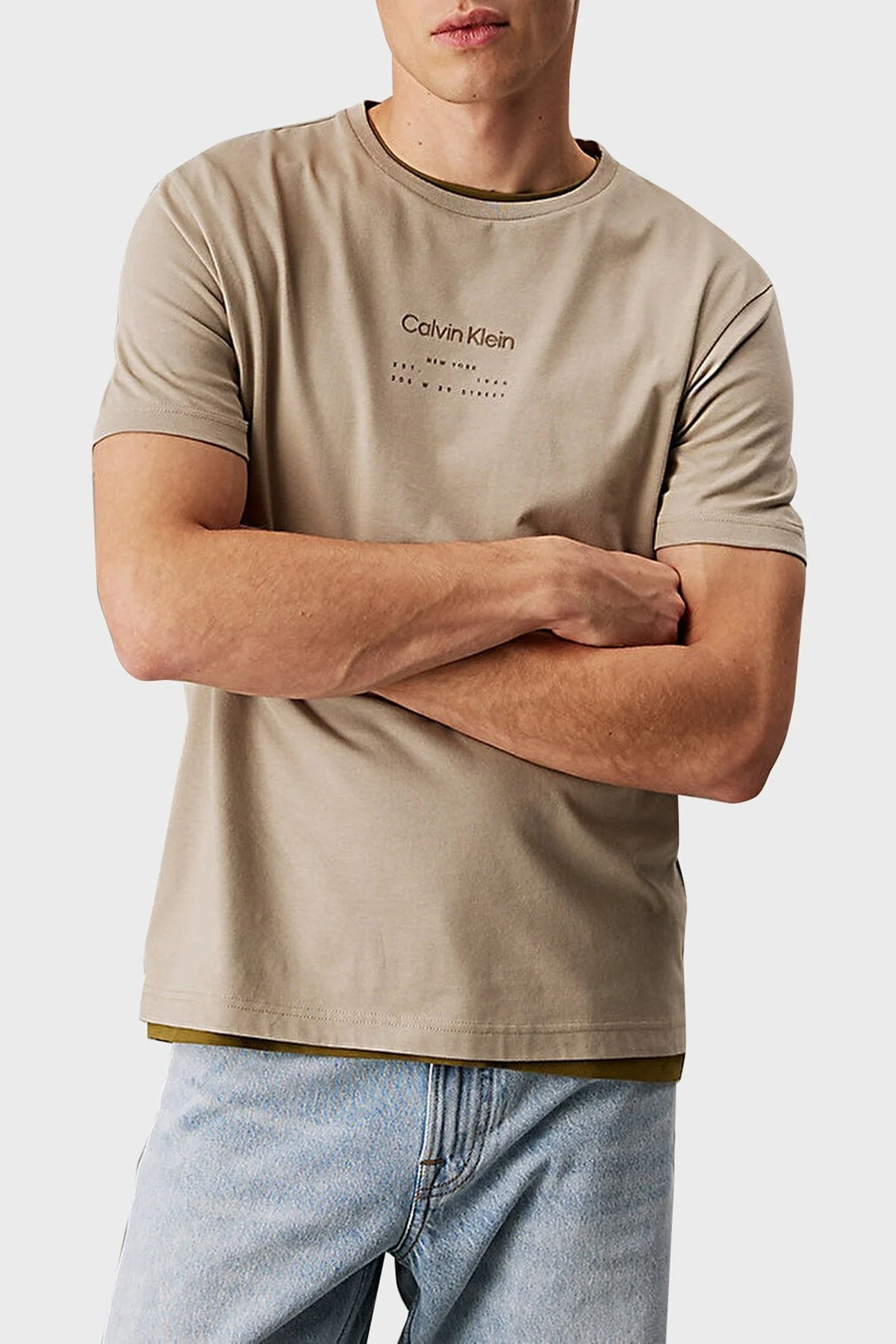 Calvin Klein Baskılı Pamuklu Regular Fit Bisiklet Yaka K10K114172PAH Erkek T Shirt K10K114172 PAH BEJ - 5