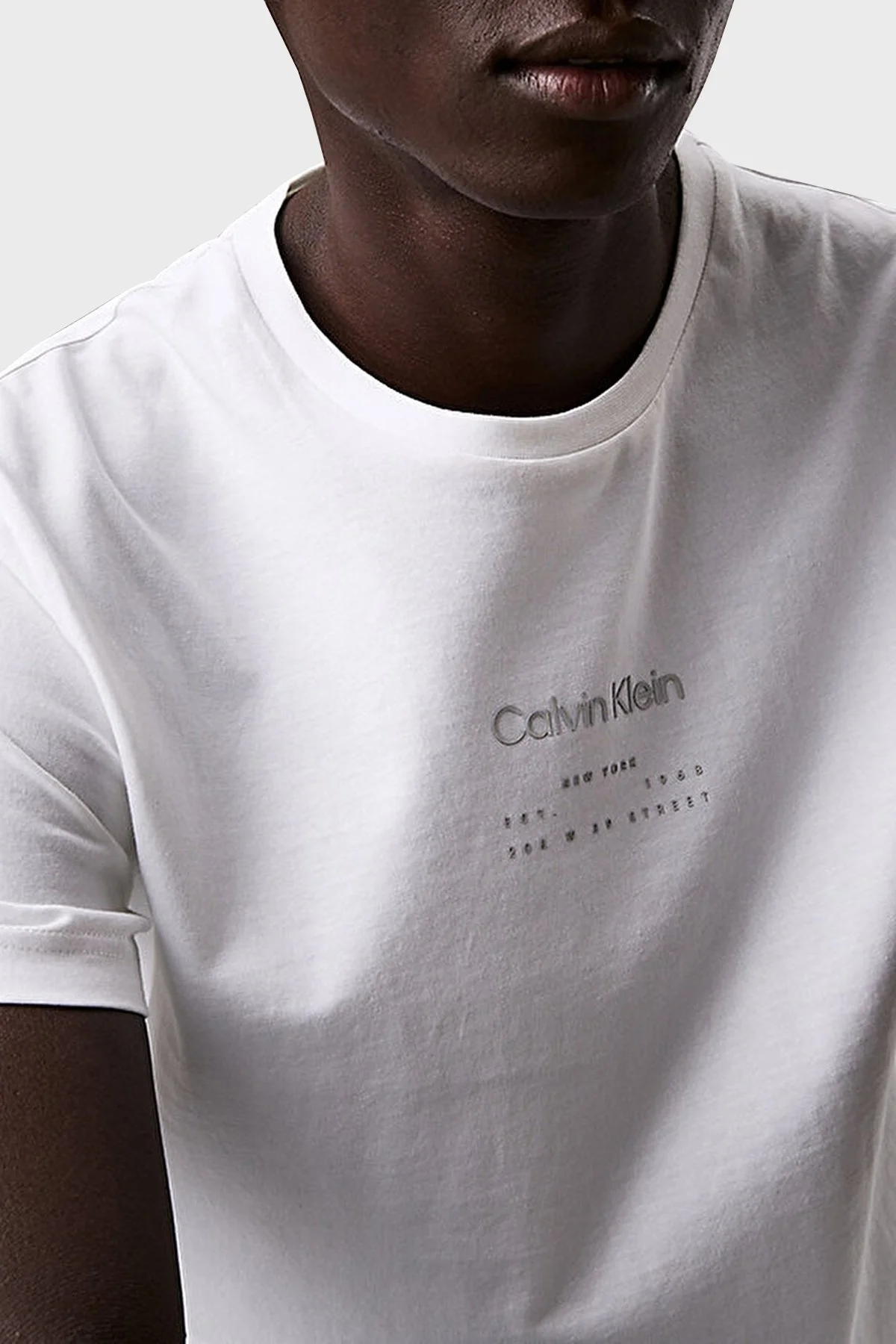Calvin Klein Baskılı Pamuklu Regular Fit Bisiklet Yaka K10K114172YAF Erkek T Shirt K10K114172 YAF BEYAZ - 8