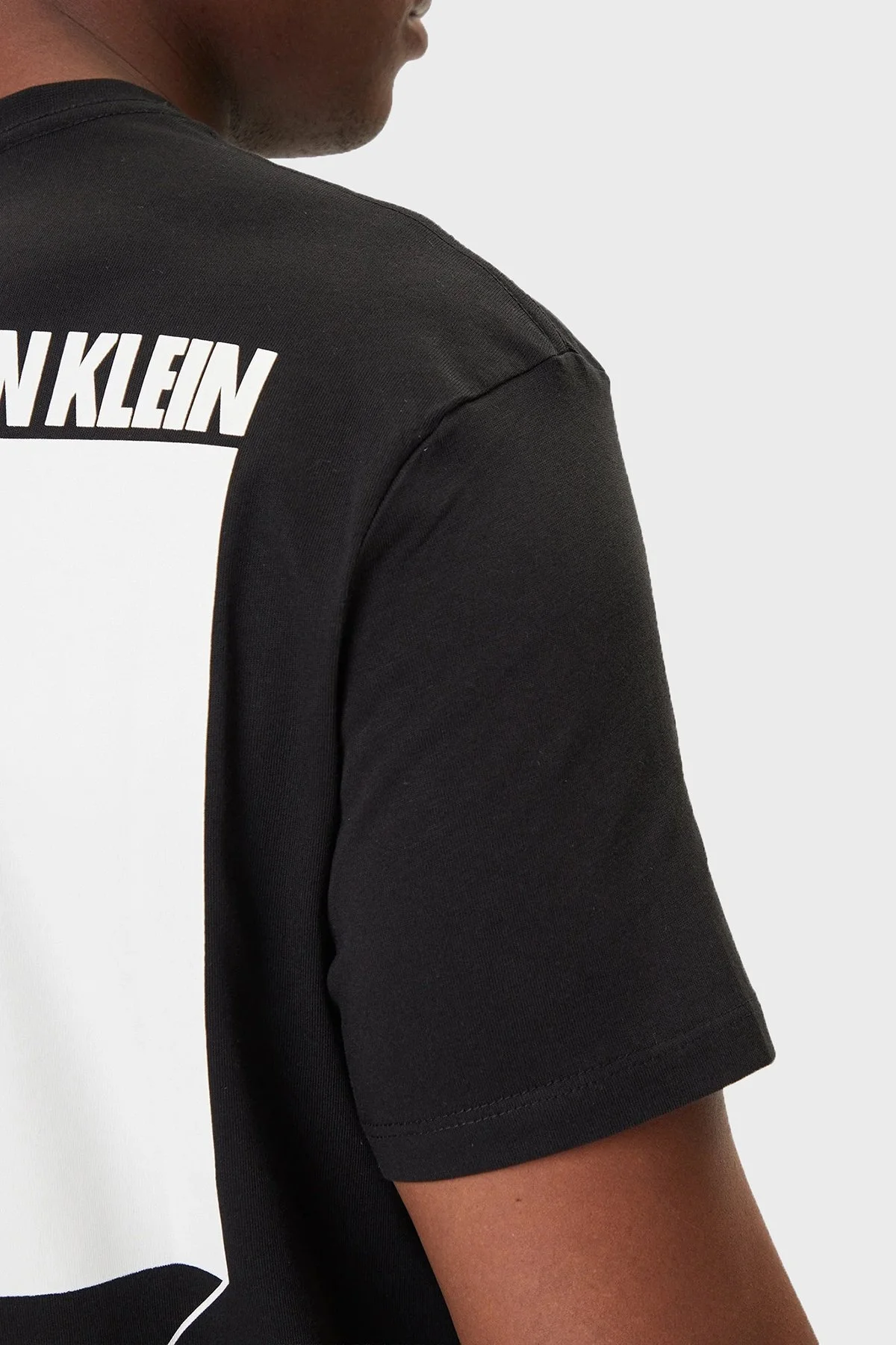 Calvin Klein Baskılı Pamuklu Regular Fit Bisiklet Yaka LV04RC805GUB1 Erkek T Shirt LV04RC805G UB1 SİYAH - 5