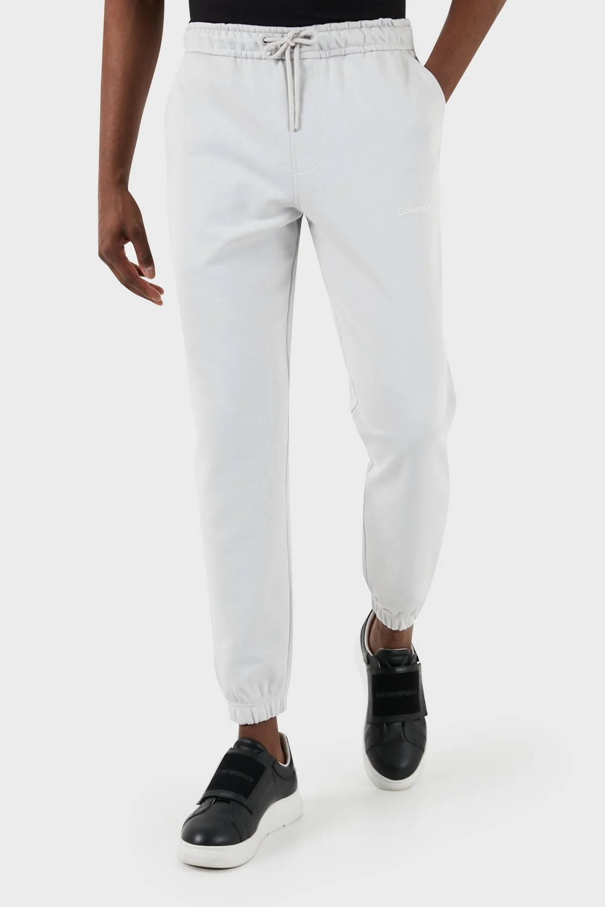 Calvin Klein Belden Bağlamalı Pamuklu Regular Fit Jogger J30J324739PC8 Erkek Pantolon J30J324739 PC8 GRİ - 2