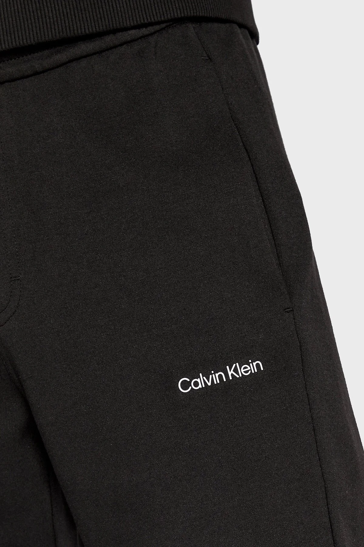 Calvin Klein Belden Bağlamalı Pamuklu Regular Fit Jogger K10K109940BEH Erkek Pantolon K10K109940 BEH SİYAH - 4