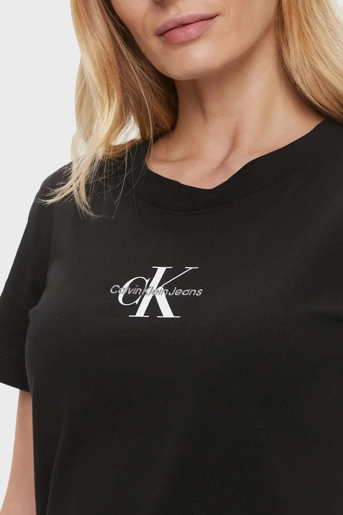 Calvin Klein Bisiklet Yaka % 100 Pamuk Slim Fit J20J222564BEH Bayan T Shirt J20J222564 BEH SİYAH - 2
