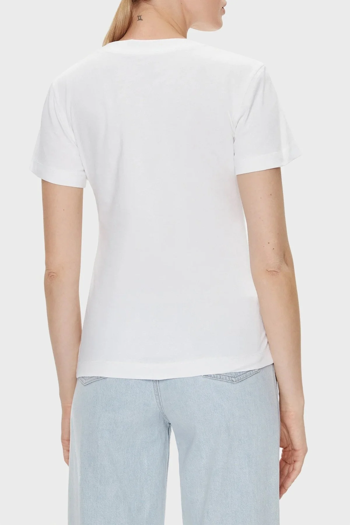 Calvin Klein Bisiklet Yaka % 100 Pamuk Slim Fit J20J222564YAF Bayan T Shirt J20J222564 YAF BEYAZ - 3