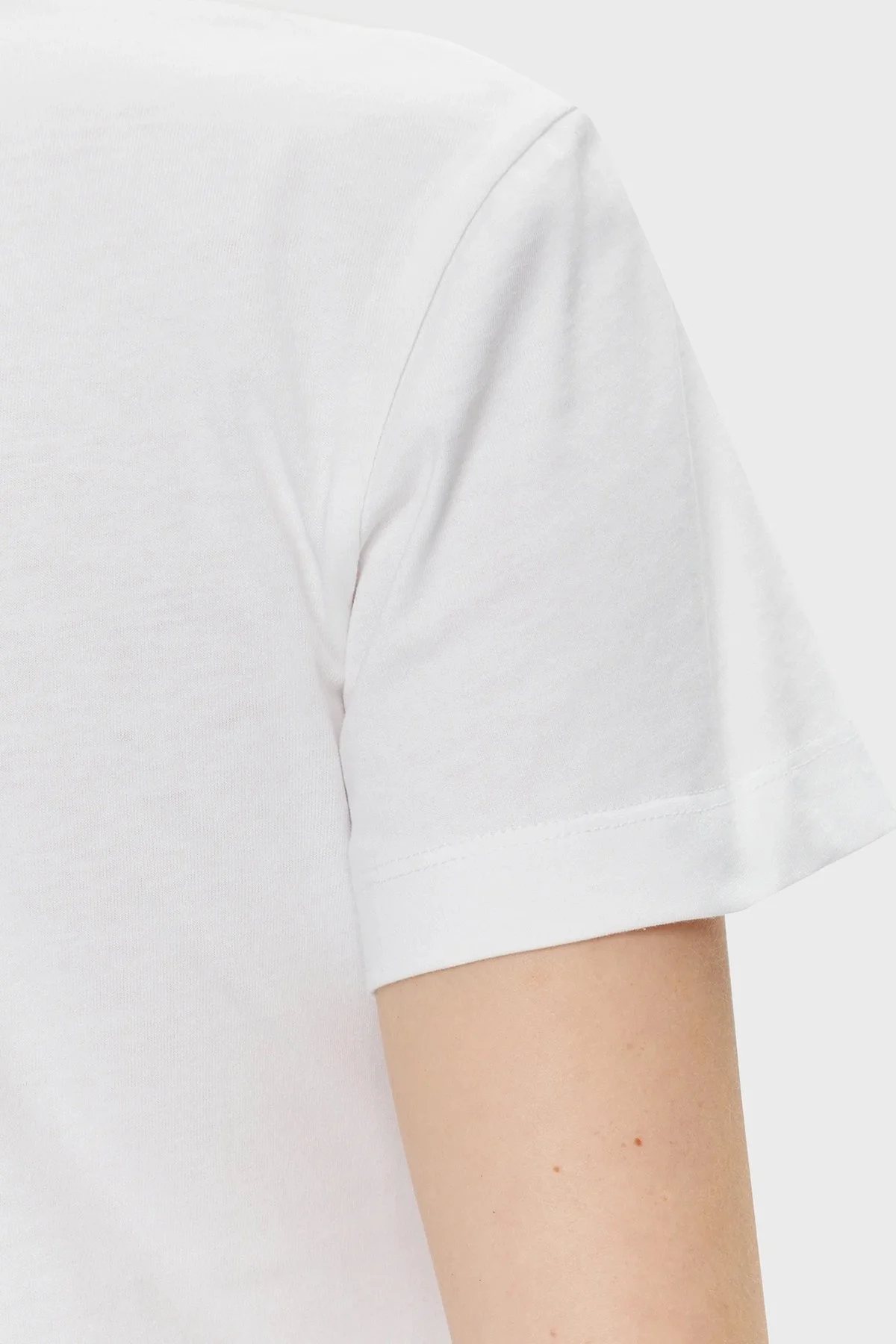 Calvin Klein Bisiklet Yaka % 100 Pamuk Slim Fit J20J222564YAF Bayan T Shirt J20J222564 YAF BEYAZ - 5