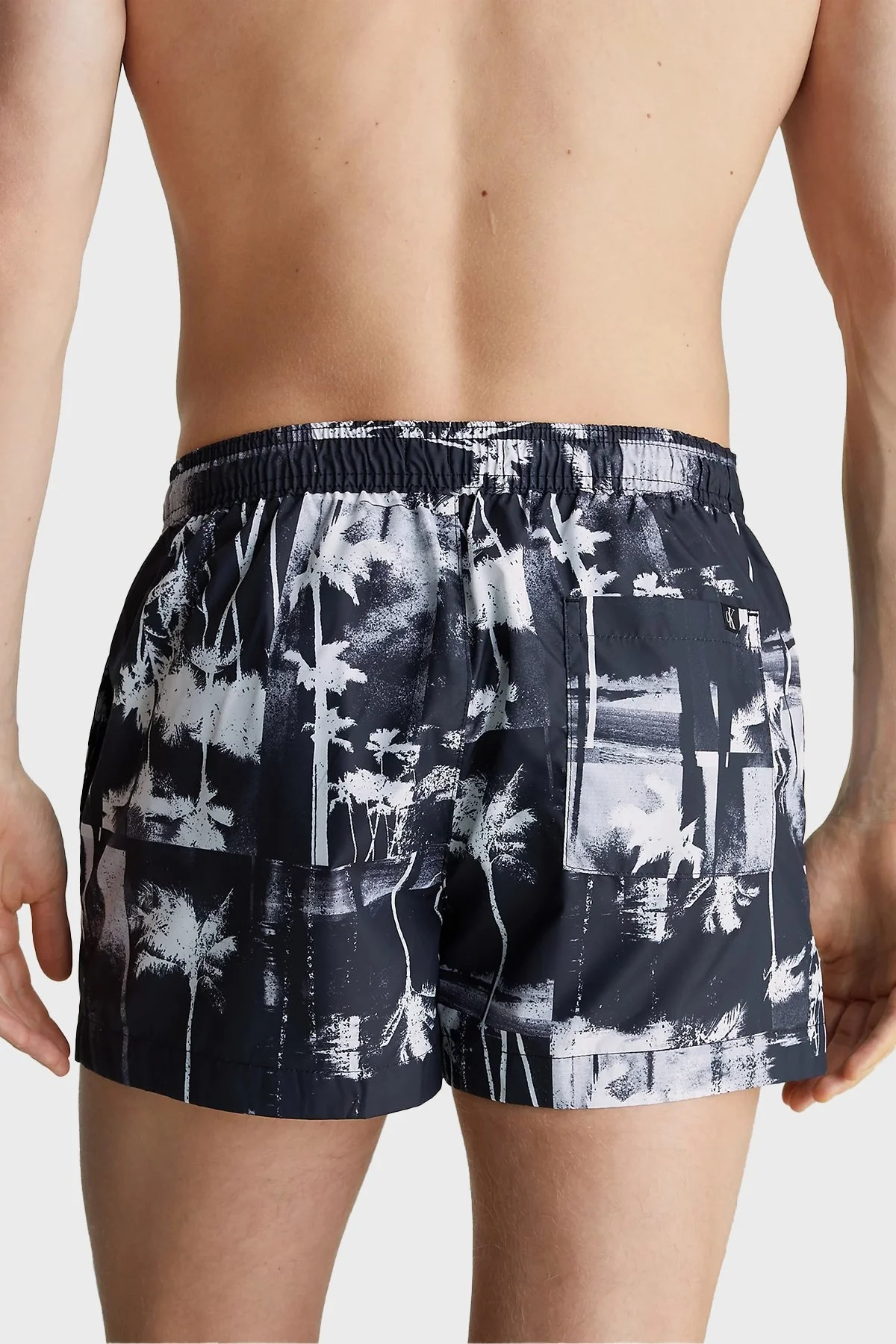 Calvin Klein Cepli KM0KM009680GL Erkek Mayo Short KM0KM00968 0GL SİYAH-BEYAZ - 3