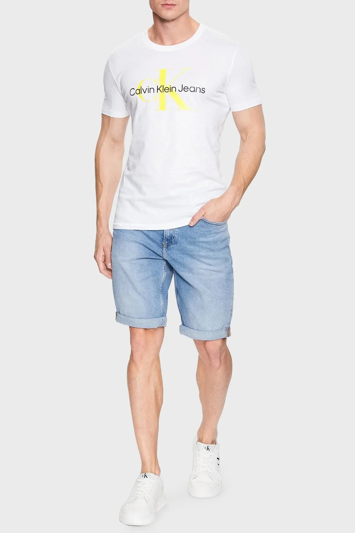 Calvin Klein Cepli Pamuklu Slim Fit Denim J30J3227851AA Erkek Short J30J322785 1AA AÇIK MAVİ - 2