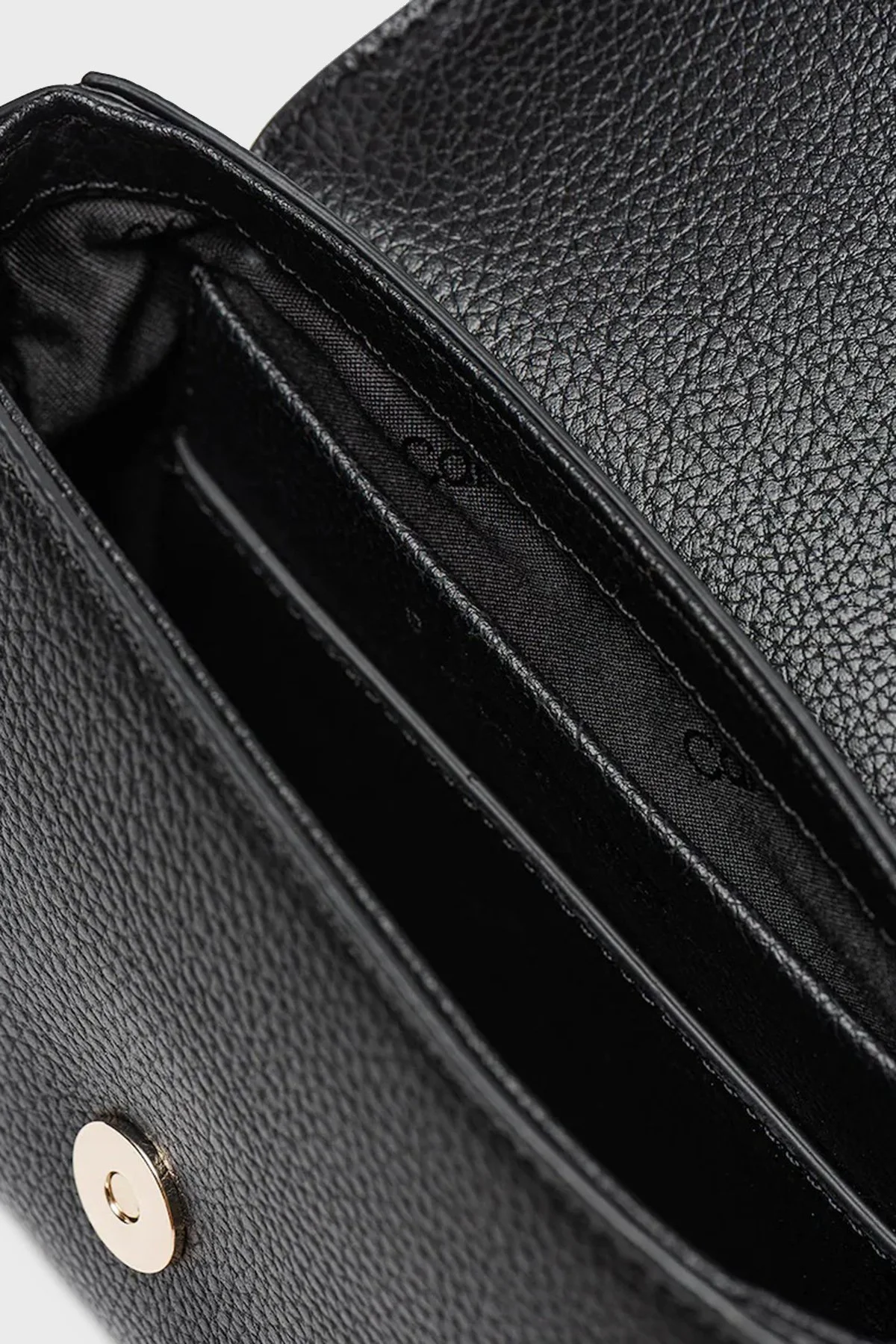 Calvin Klein Çıkarılabilir Çapraz Askılı K60K610437BAX Bayan Çanta K60K610437 BAX SİYAH - 4