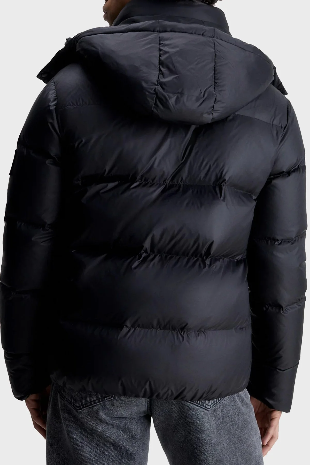 Calvin Klein Çıkarılabilir Kapüşonlu Suya Dayanıklı Regular Fit Erkek Mont J30J323468 BEH SİYAH - 2