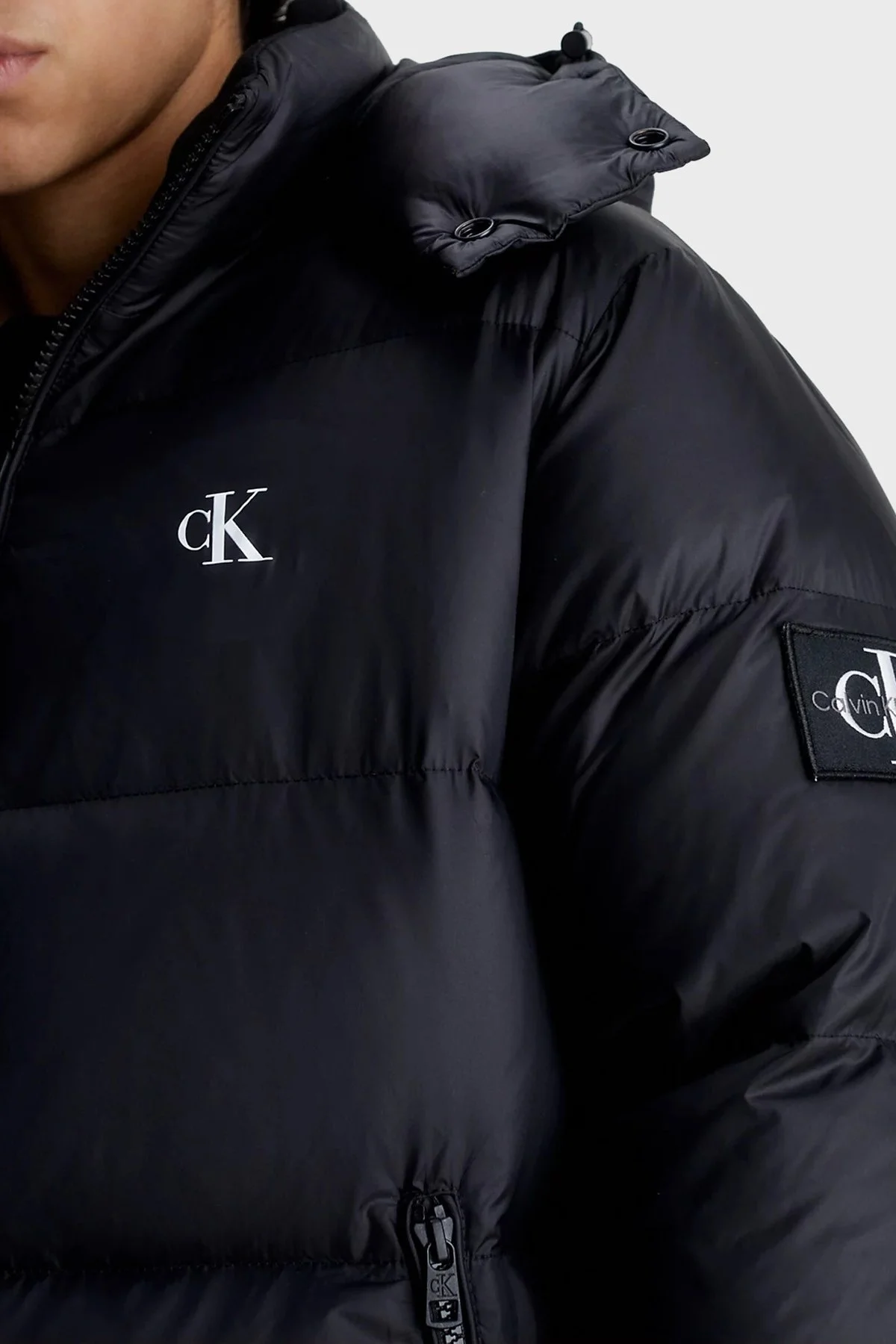 Calvin Klein Çıkarılabilir Kapüşonlu Suya Dayanıklı Regular Fit Erkek Mont J30J323468 BEH SİYAH - 3