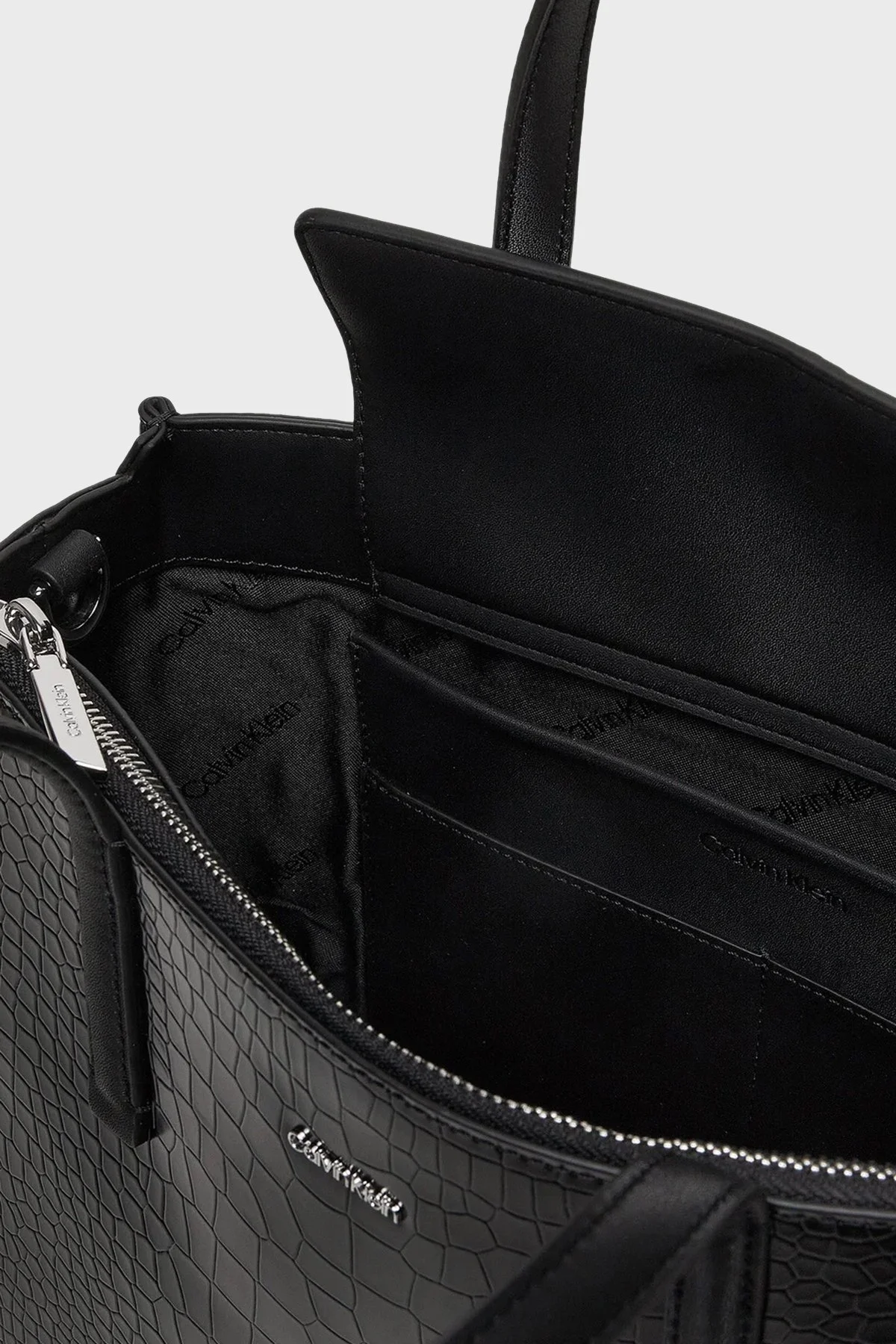 Calvin Klein Çıkarılabilir Omuz Askılı K60K612348BEH Bayan Çanta K60K612348 BEH SİYAH - 4