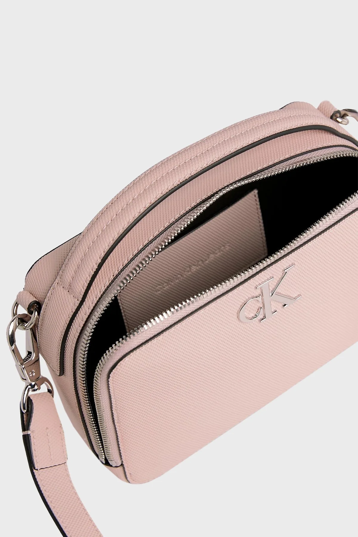 Calvin Klein Çıkarılabilir Uzatma Askılı K60K611958TFT Bayan Çanta K60K611958 TFT SİYAH - 4