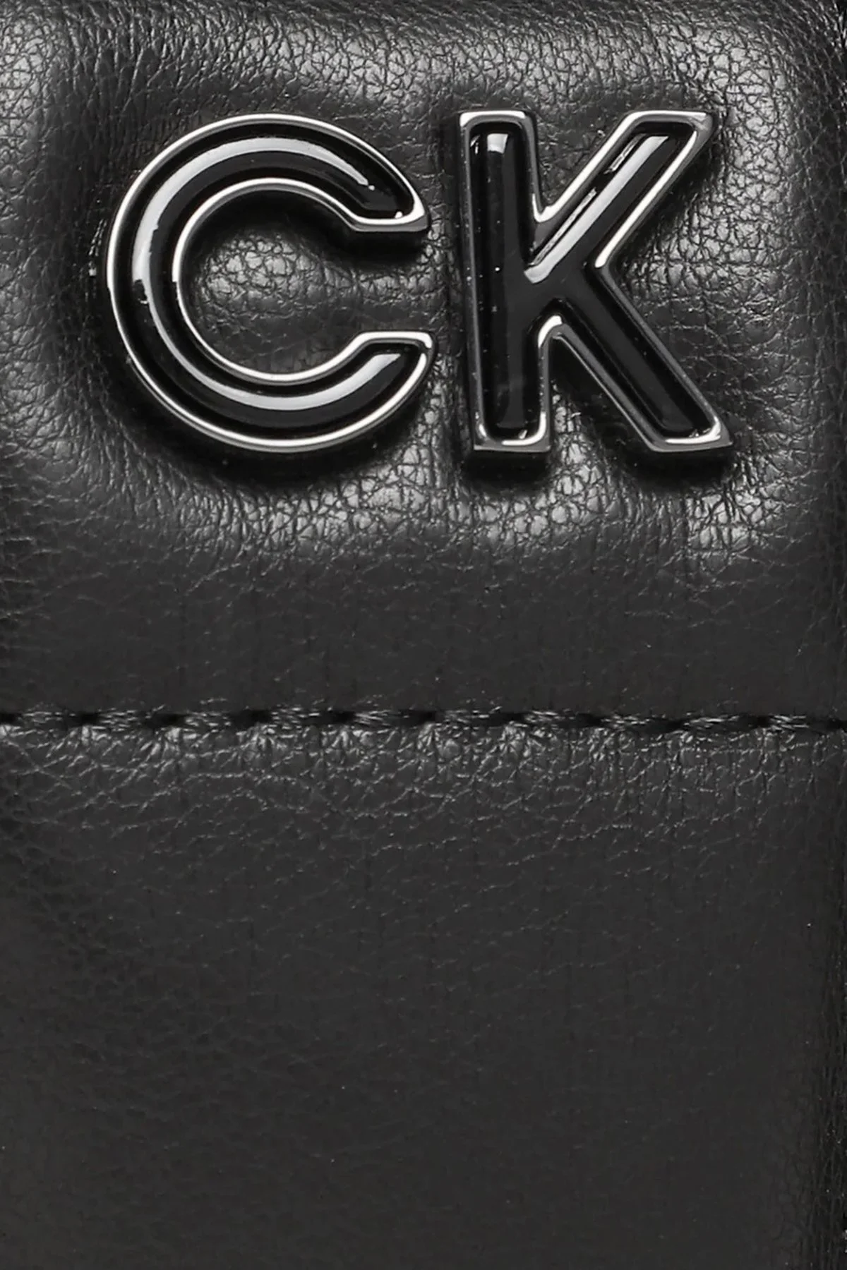 Calvin Klein Çıkarılabilir Uzatma Askılı Mini K60K610442BAX Bayan Çanta K60K610442 BAX SİYAH - 4