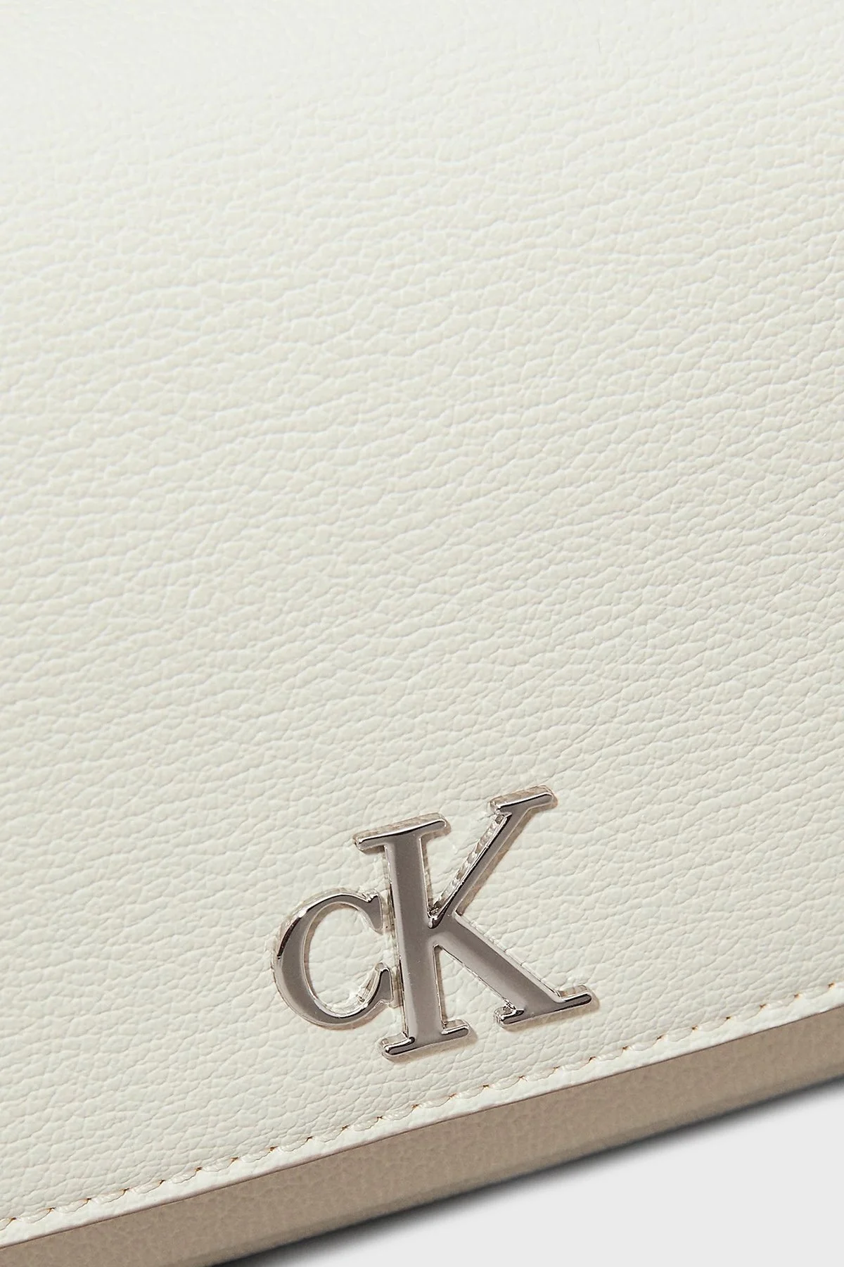 Calvin Klein Çıkarılabilir Zincir Askılı LV04K3134GCJH Bayan Çanta LV04K3134G CJH BEYAZ - 5