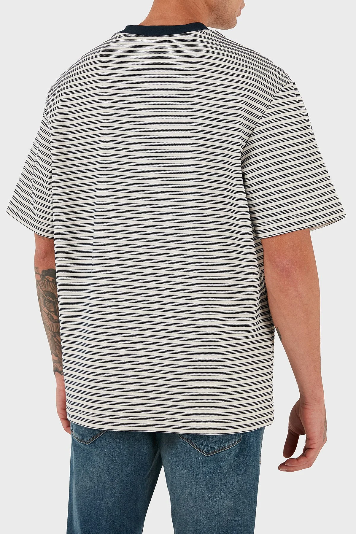 Calvin Klein Çizgili Pamuklu Regular Fit Bisiklet Yaka LV04LD204G67U Erkek T Shirt LV04LD204G 67U BEYAZ - 3