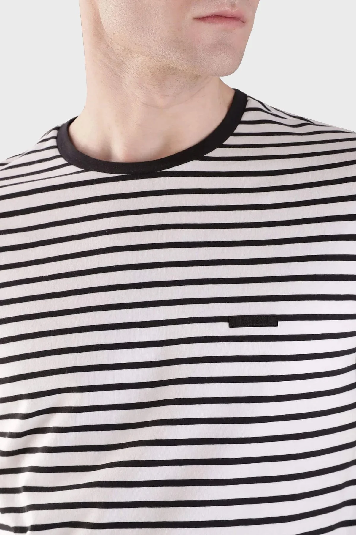 Calvin Klein Çizgili Pamuklu Slim Fit Bisiklet Yaka K10K1141770K7 Erkek T Shirt K10K114177 0K7 BEYAZ-SİYAH - 8