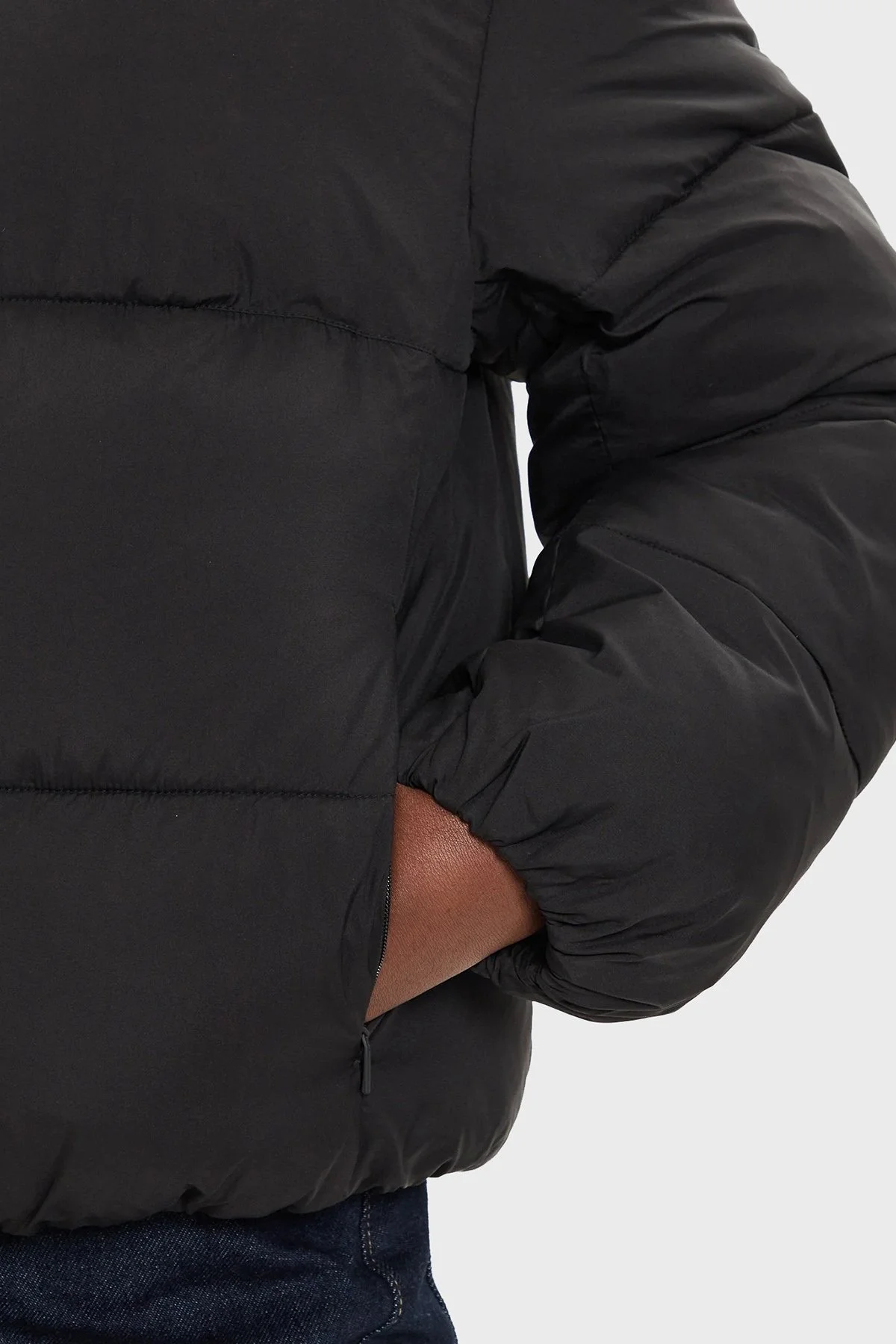 Calvin Klein Comfort Fit Kapüşonlu Kapitone J20J224112BEH Bayan Mont J20J224112 BEH SİYAH - 5