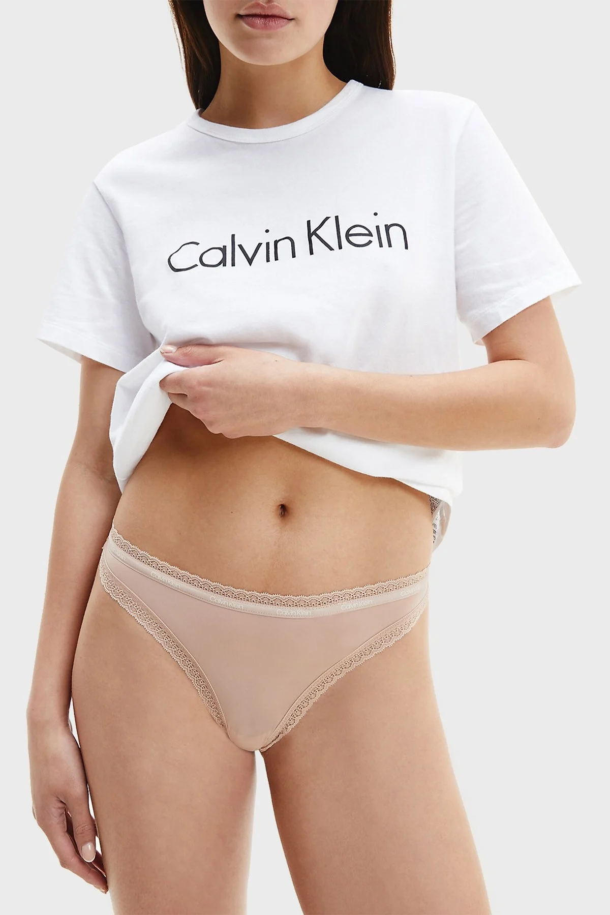 Calvin Klein Dantelli Tanga 000QD3802EFIY Bayan Külot 000QD3802E FIY Siyah-Beyaz-Krem - 3