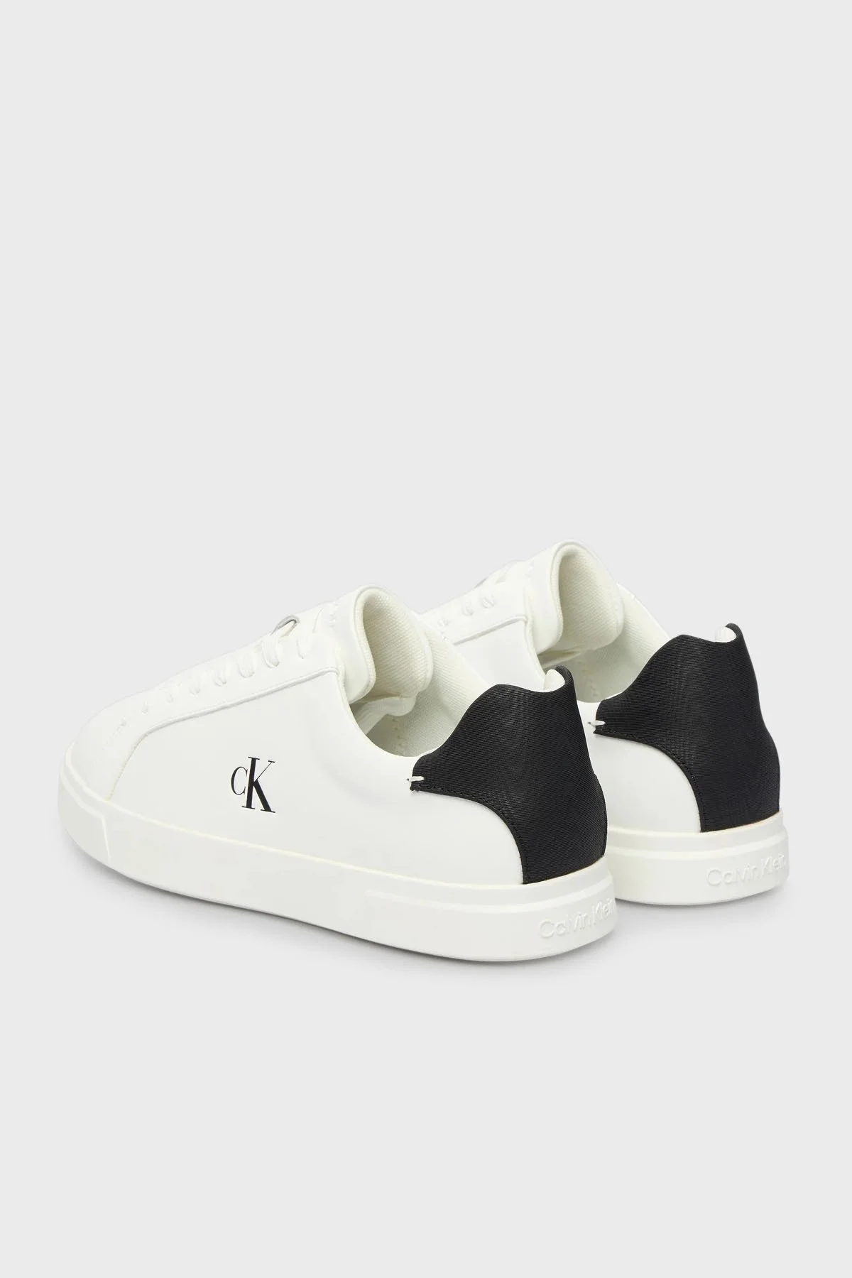 Calvin Klein Deri Logolu Bağcıklı Sneaker HW0HW0284501W Kadın Ayakkabı HW0HW02845 01W BEYAZ - 4