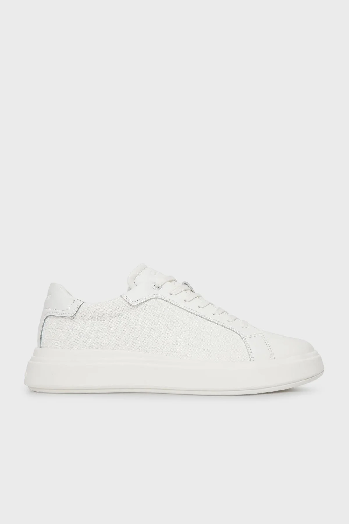 Calvin Klein Deri Logolu Kalın Taban Sneaker HM0HM019700K4 Erkek Ayakkabı HM0HM01970 0K4 BEYAZ - 1