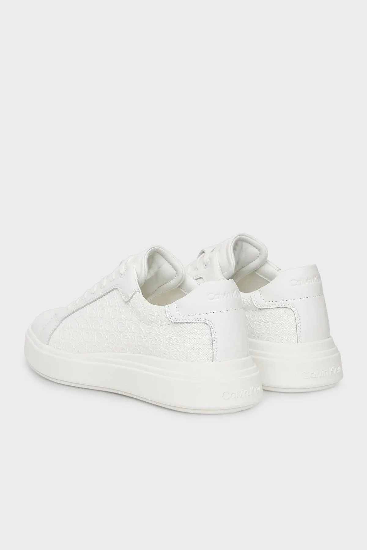 Calvin Klein Deri Logolu Kalın Taban Sneaker HM0HM019700K4 Erkek Ayakkabı HM0HM01970 0K4 BEYAZ - 4