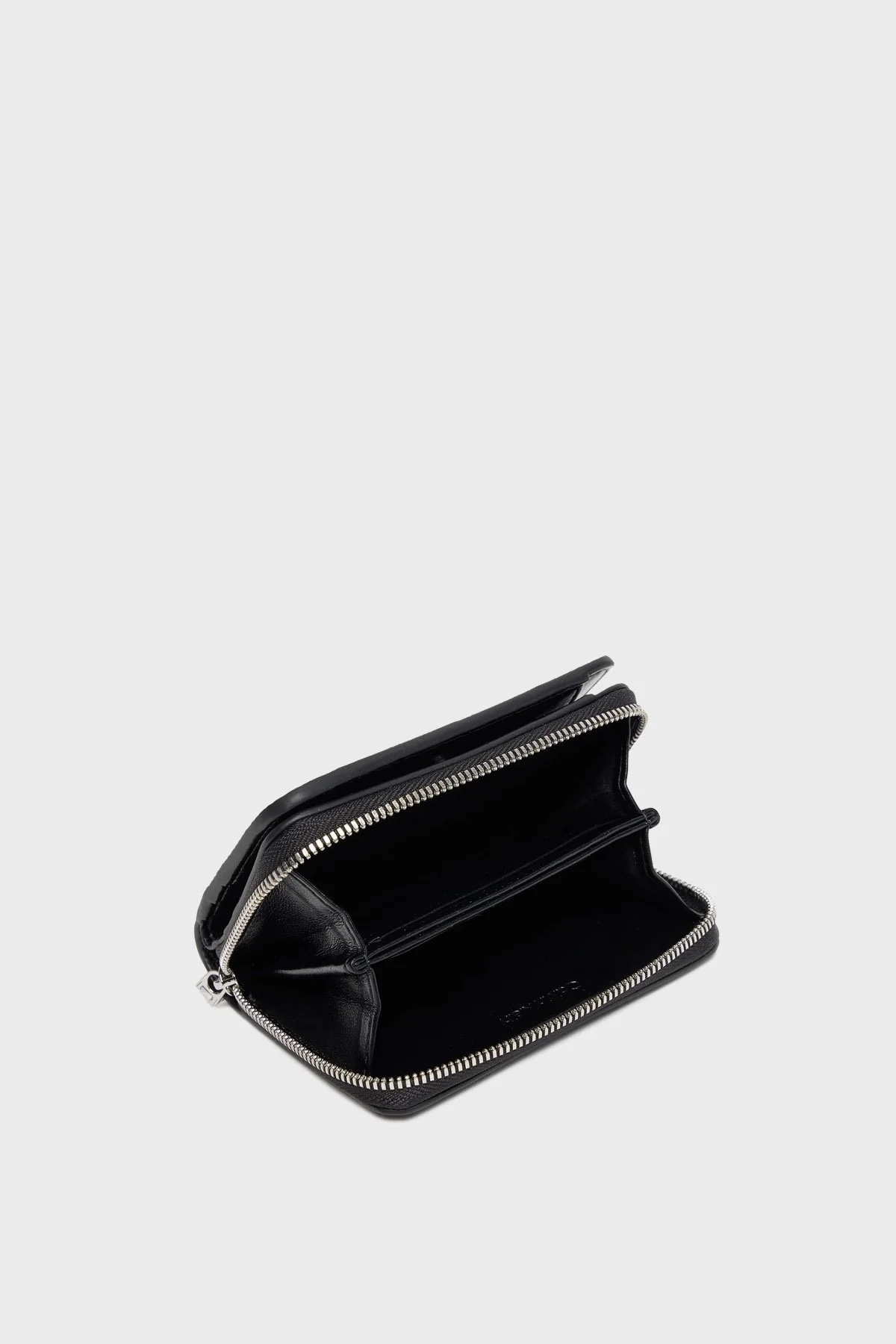 Calvin Klein Deri Logolu LV04F1067GUB1 Bayan Cüzdan LV04F1067G UB1 SİYAH - 3