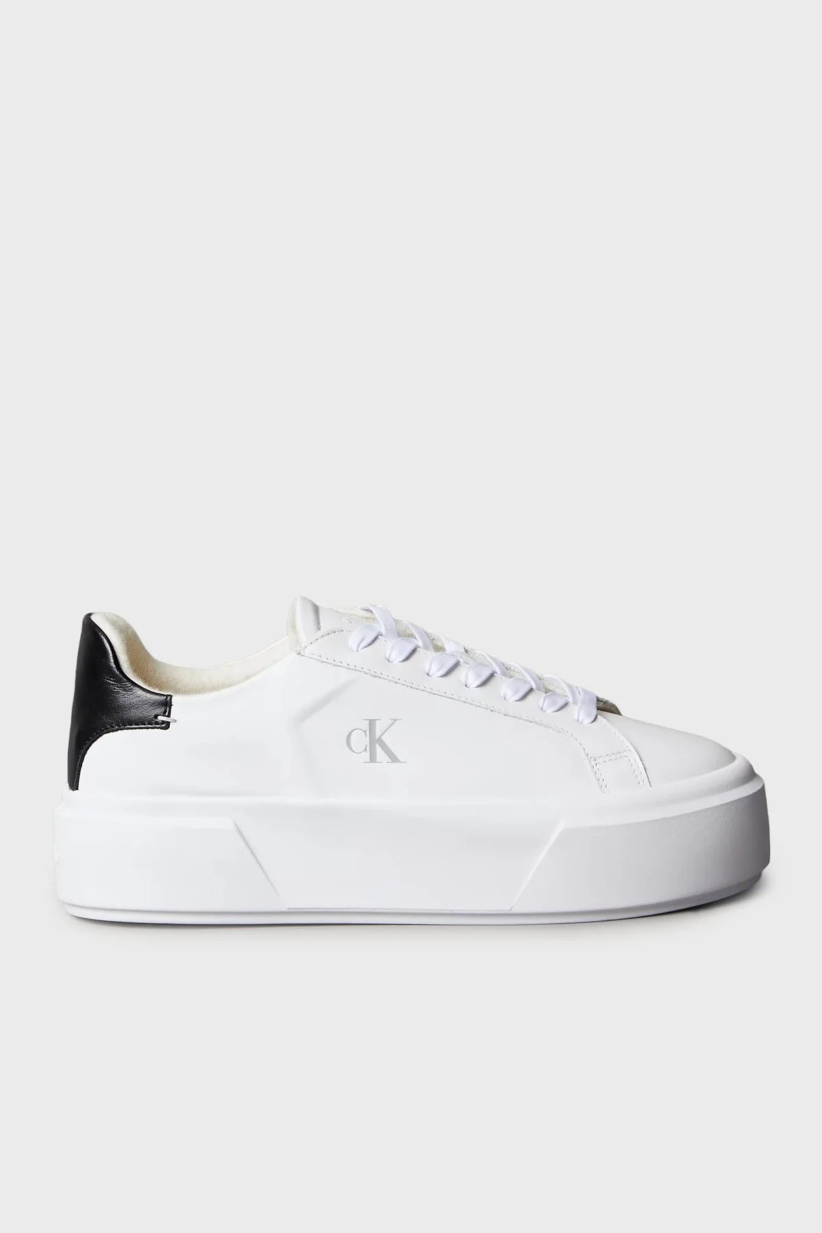 Calvin Klein Deri Logolu Platform Sneaker YW0YW0192801W Bayan Ayakkabı YW0YW01928 01W BEYAZ-SİYAH - 1
