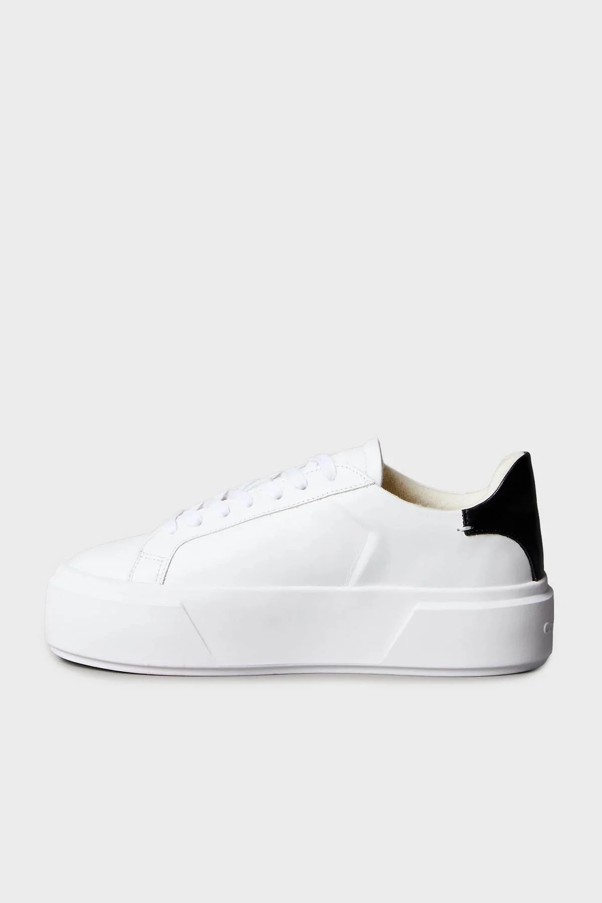 Calvin Klein Deri Logolu Platform Sneaker YW0YW0192801W Bayan Ayakkabı YW0YW01928 01W BEYAZ-SİYAH - 2